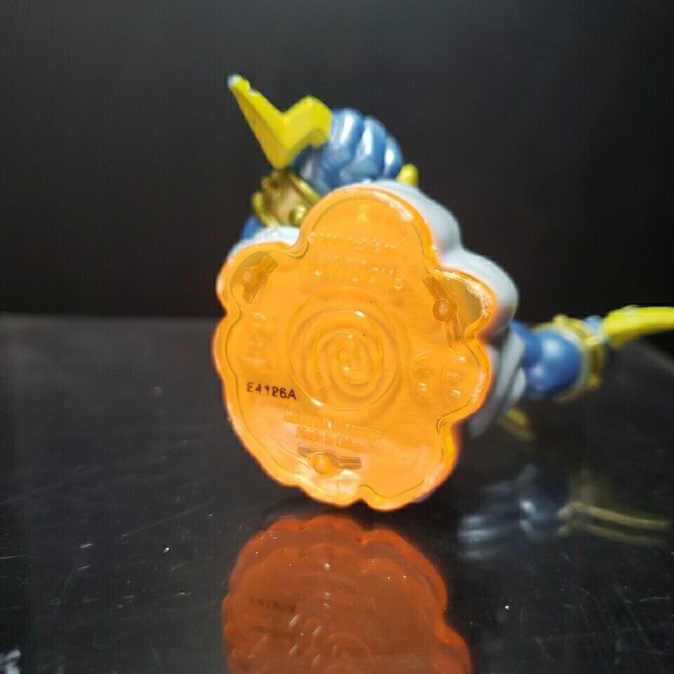 Skylanders GIANTS Character Figure: LIGHTNING ROD (orange base)