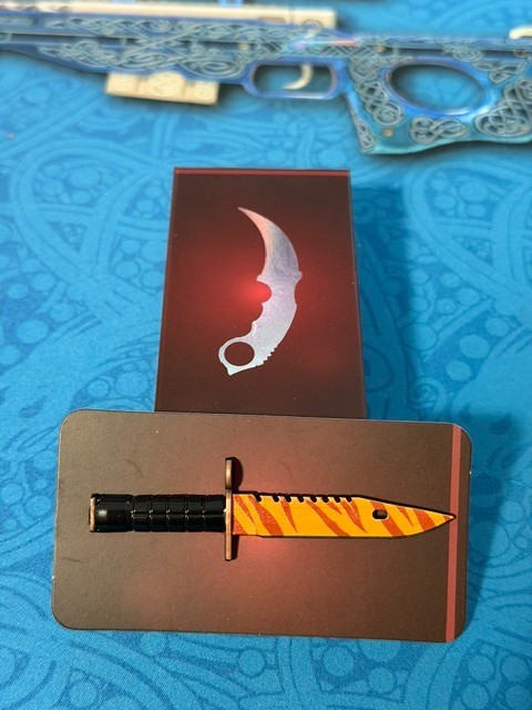 Set of all 12 Knife Pins Counter-Strike 2 Perfect World China – Valve Licensed