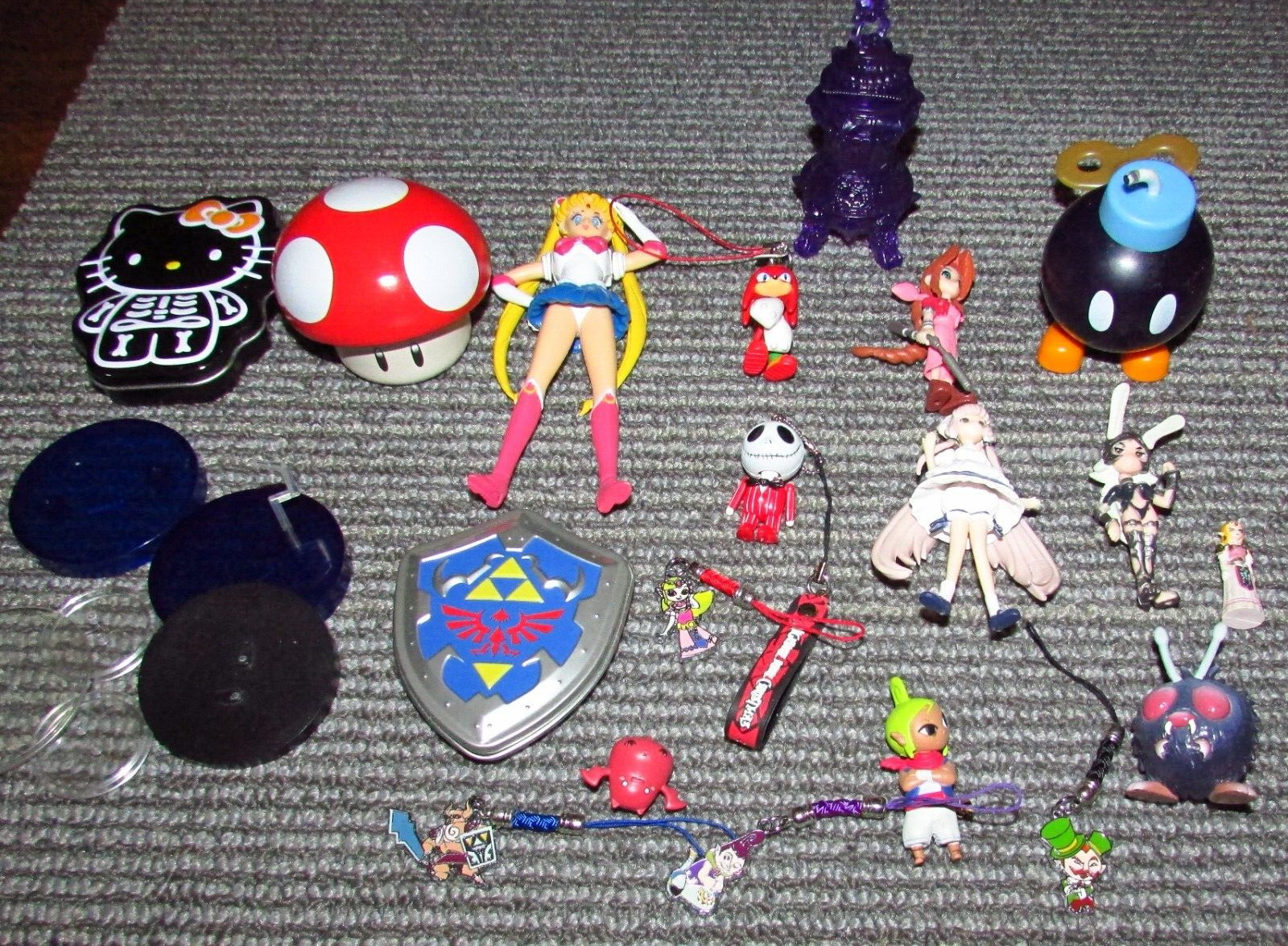 Lot of Video Game & Anime Figures (Sailor Moon, Final Fantasy, Zelda) Fast Ship