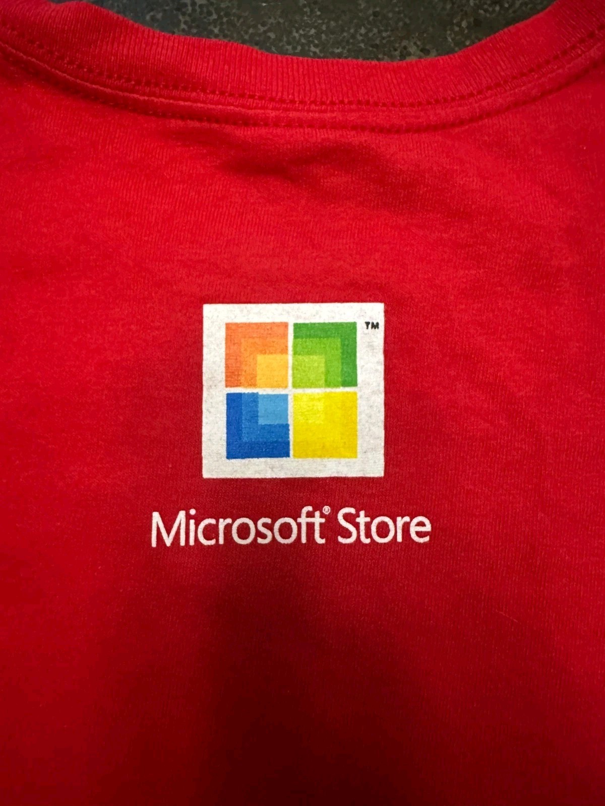 GEARS OF WAR 3 Marcus Fenix Shirt RED Large L PROMO Microsoft Store GOW