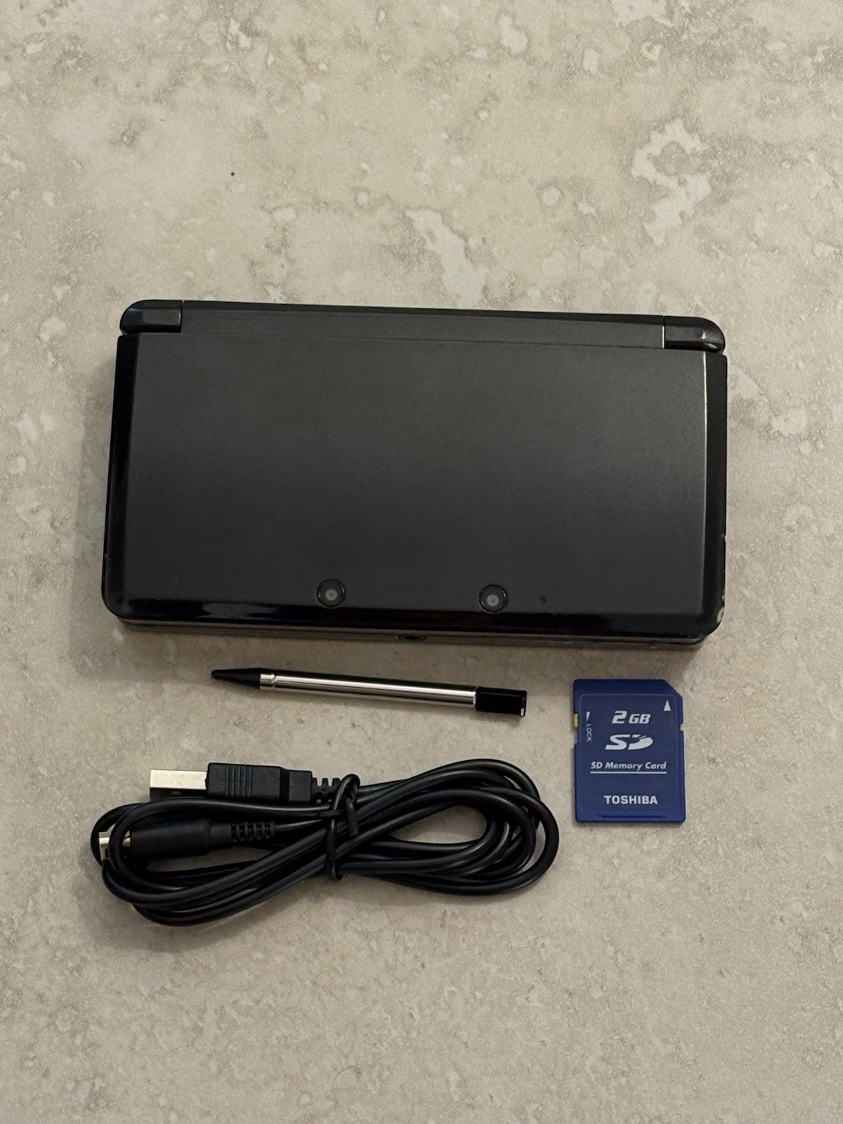 Nintendo 3DS Console Black Edition With Charger US SELLER Very Good