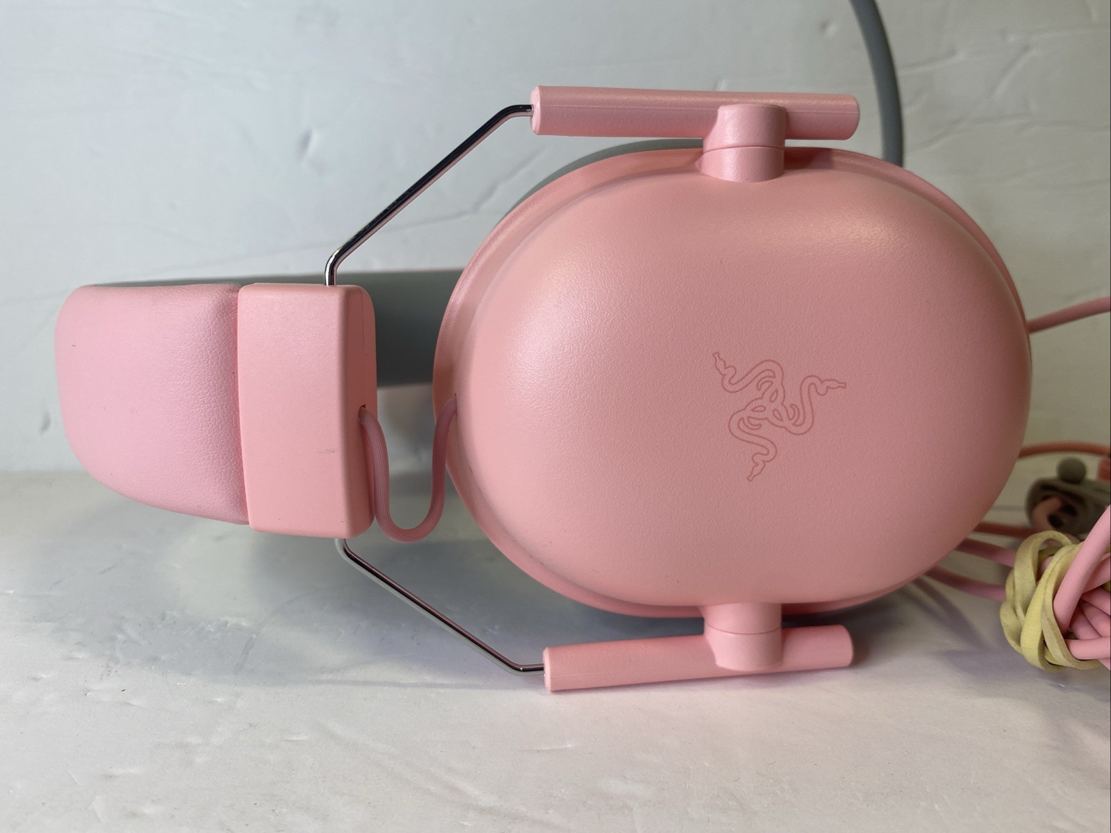 Razer – BlackShark V2 X Wired Gaming Headset – Quartz Pink