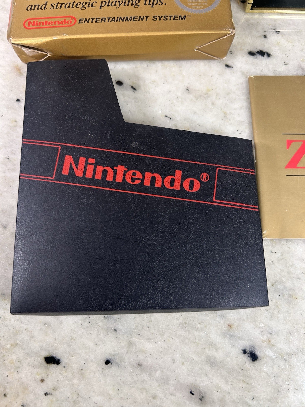 The Legend of Zelda Gold NES CIB Complete in Box w/ Manual & Sleeve 5screw