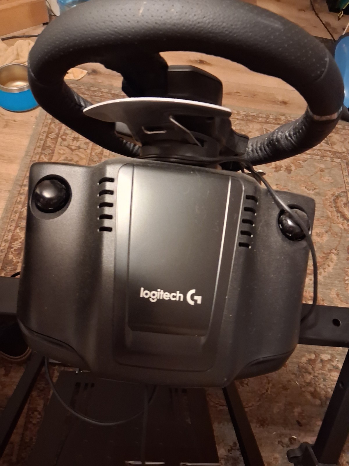 LOGITECH G920 DRIVING FORCE SETUP WHEEL, PEDALS, ShifteR, Stand