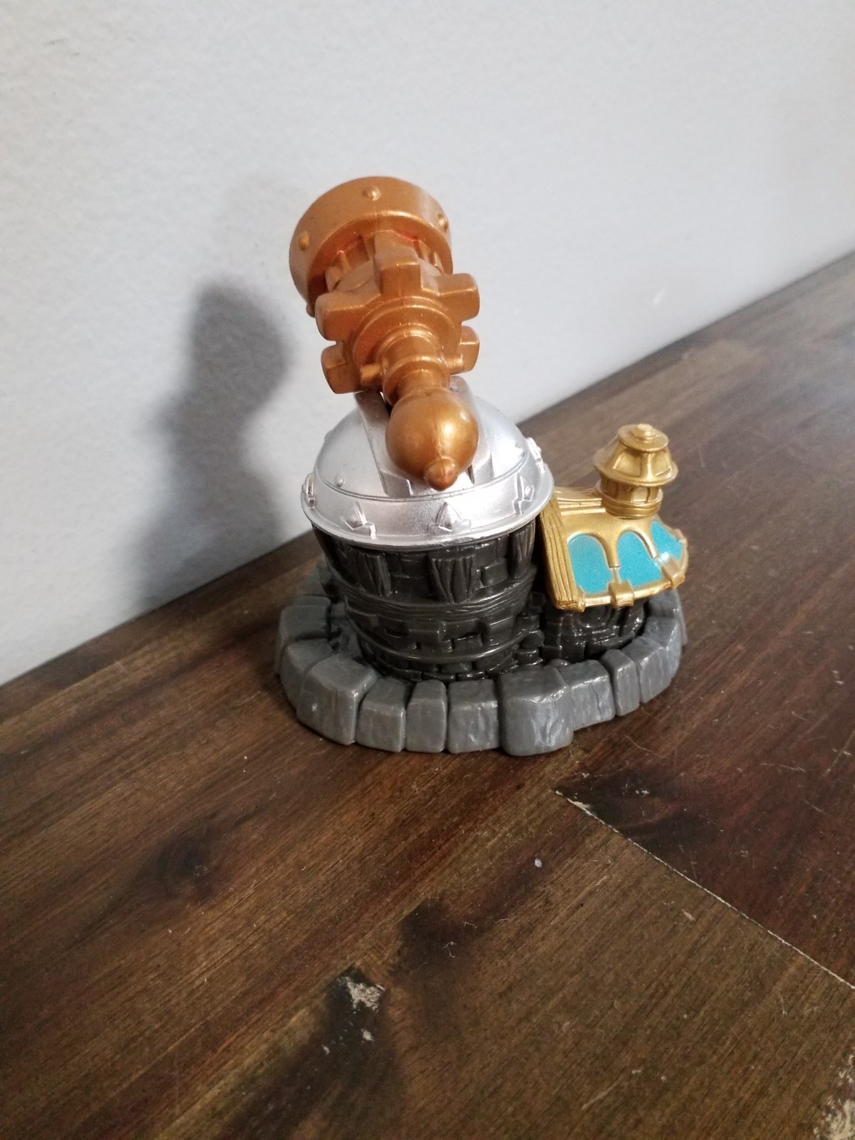 Skylanders Imaginators Lot Of 5: Master King Pen, Golden Queen, Crystals