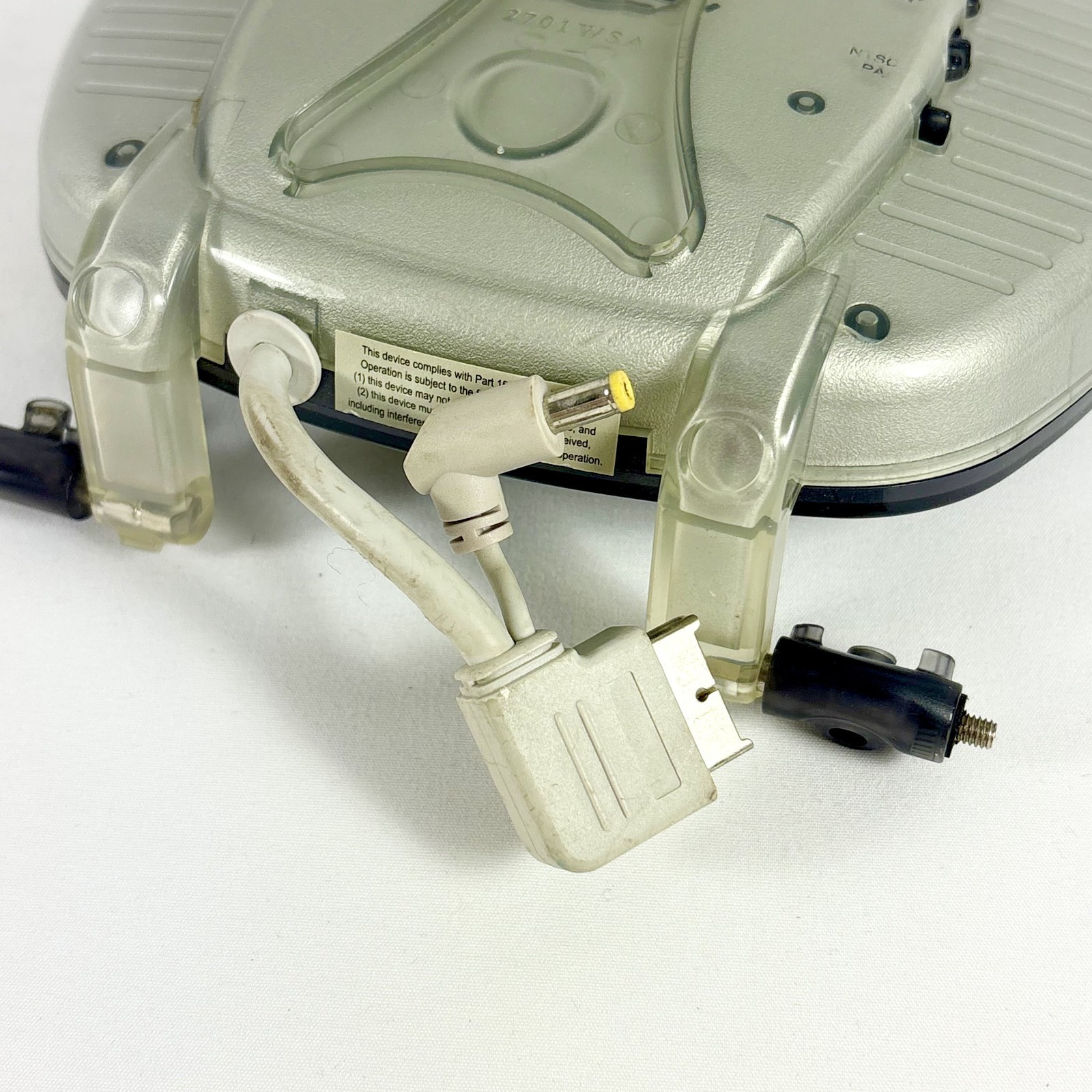 Mad Catz PlayStation PSOne PS1 LCD Color Mobile Monitor screen for slim ps1
