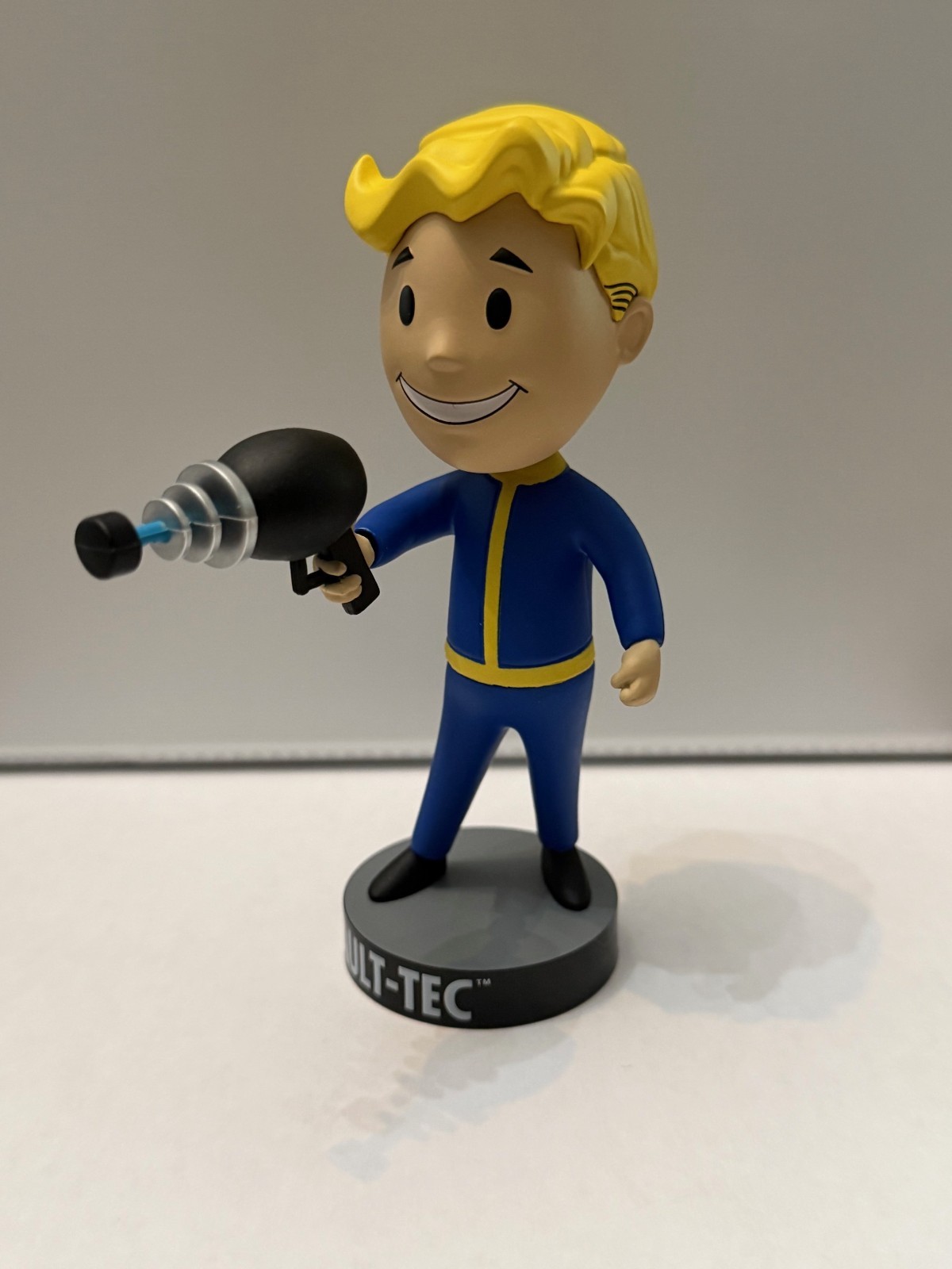 BUY ALL 7 AND SAVE ON SHIPPING 5″ Fallout Vault Boy Bobblehead 111 Series #1