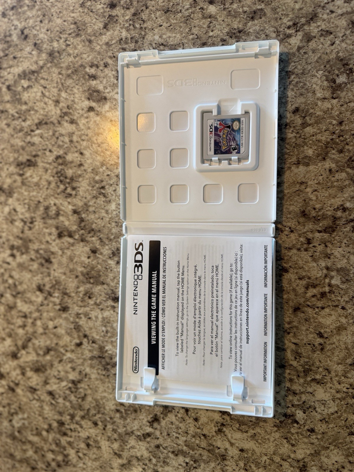 Pokemon Y Nintendo 3DS Complete CIB Authentic Game Tested and Working