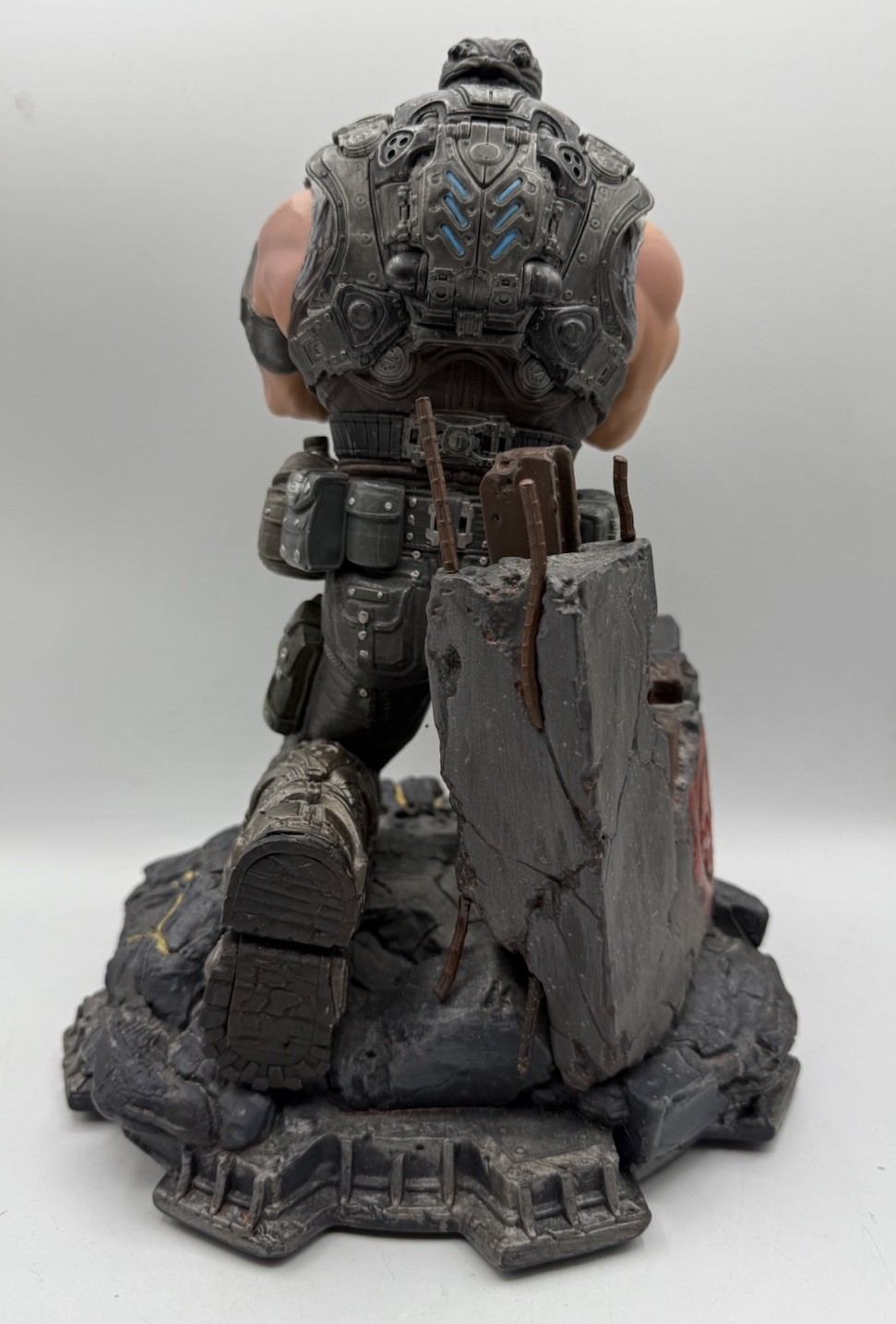 Gears Of War 3 Limited Edition-Marcus Fenix Figure Statue Epic Games