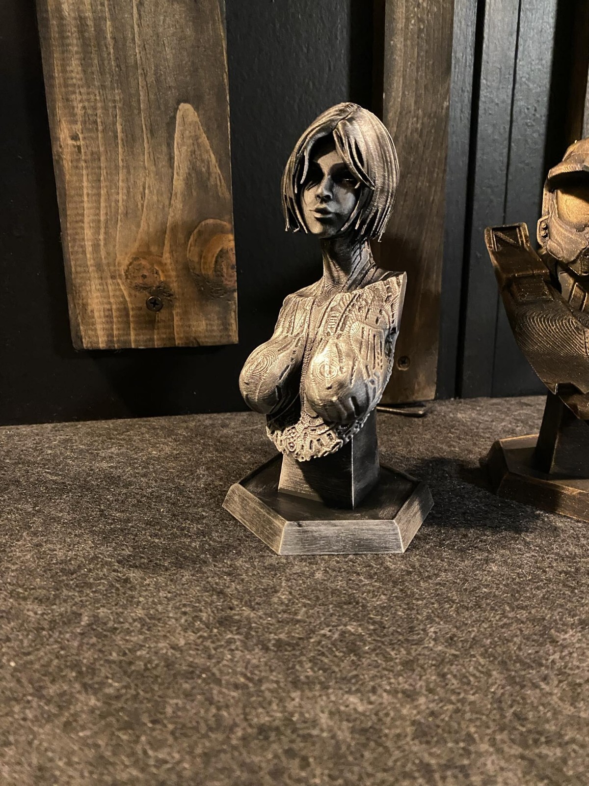 Halo Master Chief And Cortana Statue 6in