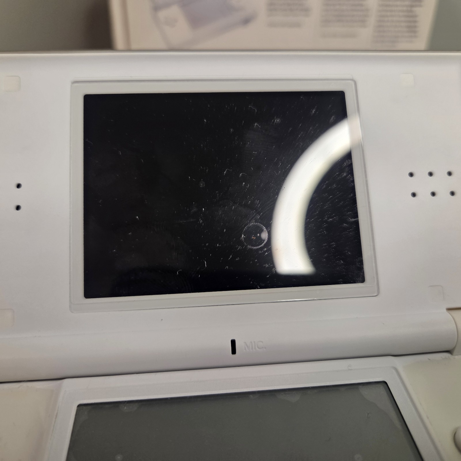 Nintendo DS Lite Polar White Handheld System Console w/ Wi-Fi Capability USG-001