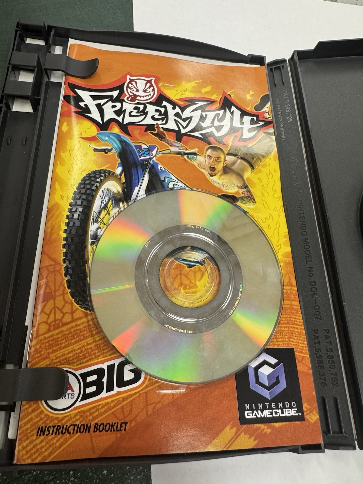 Freekstyle Nintendo GameCube EA SPORTS BIG 2002 Motocross Multiplayer Manual