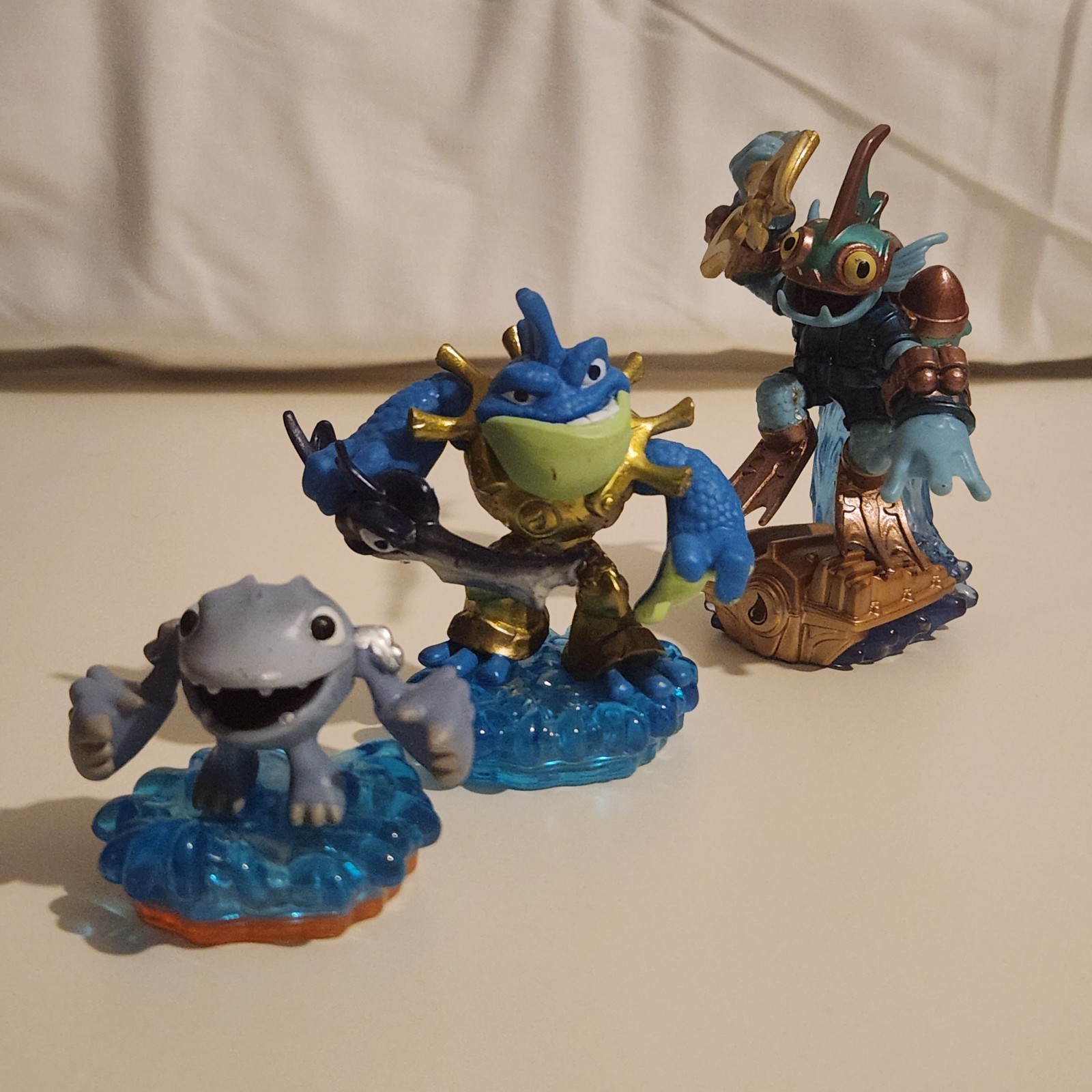 Activision Skylanders Lot Bundle 12 Characters 2 Trophies 3 Vehicles See Photos