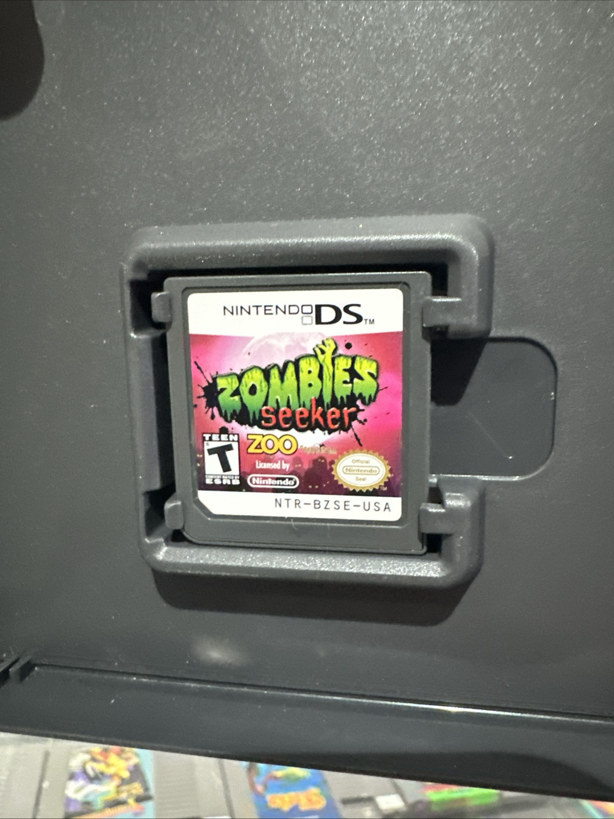 Zombies Seeker (Nintendo DS, 2011) CIB Complete Tested!