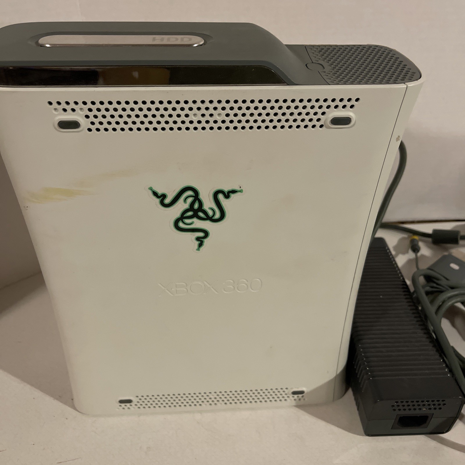 Official Microsoft Xbox 360 60GB Console only for parts or repair NOT working