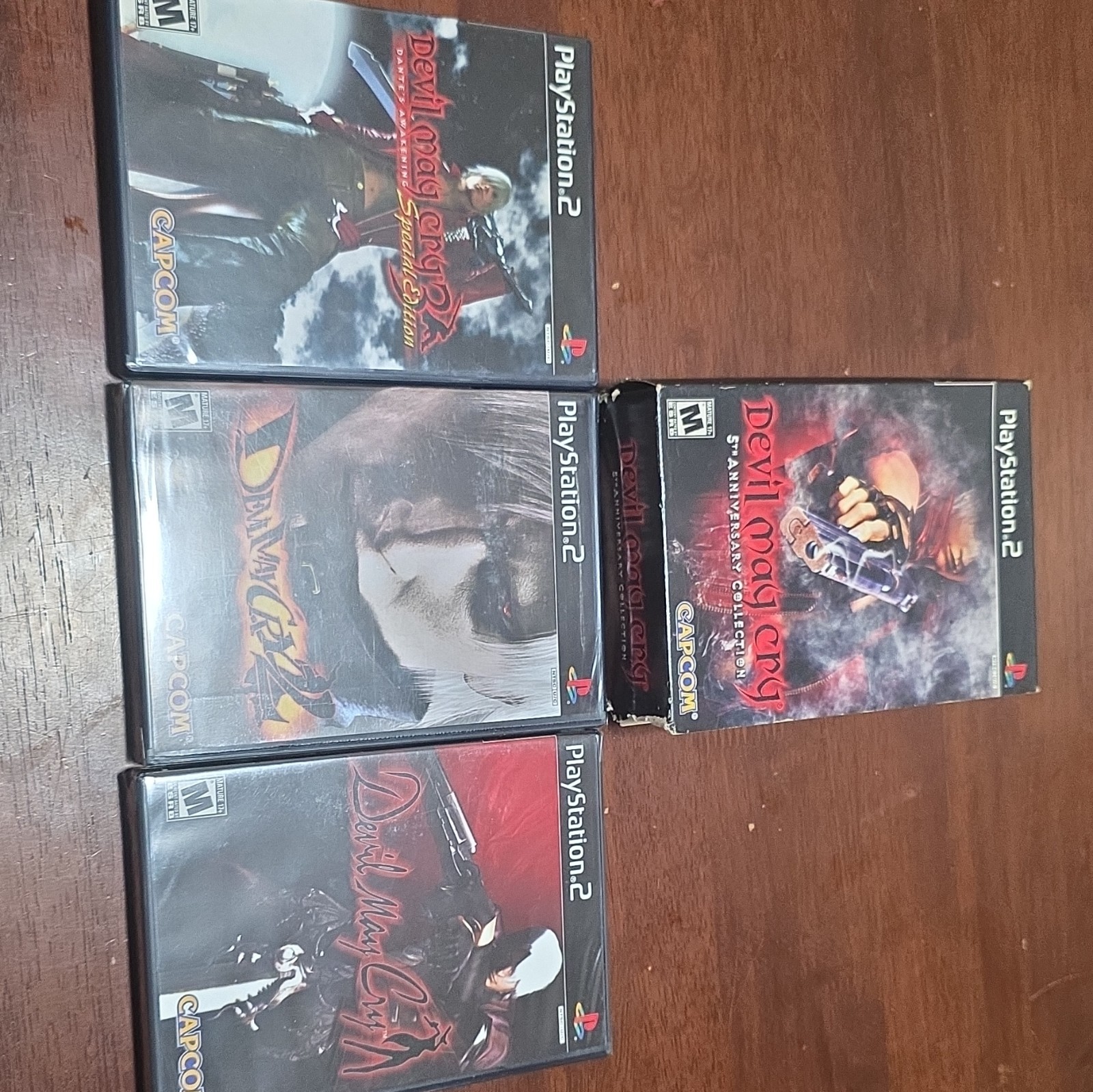 Capcom Devil May Cry 5th Anniversary Collection PS2 NTSC-U/C (US/Canada) 2006