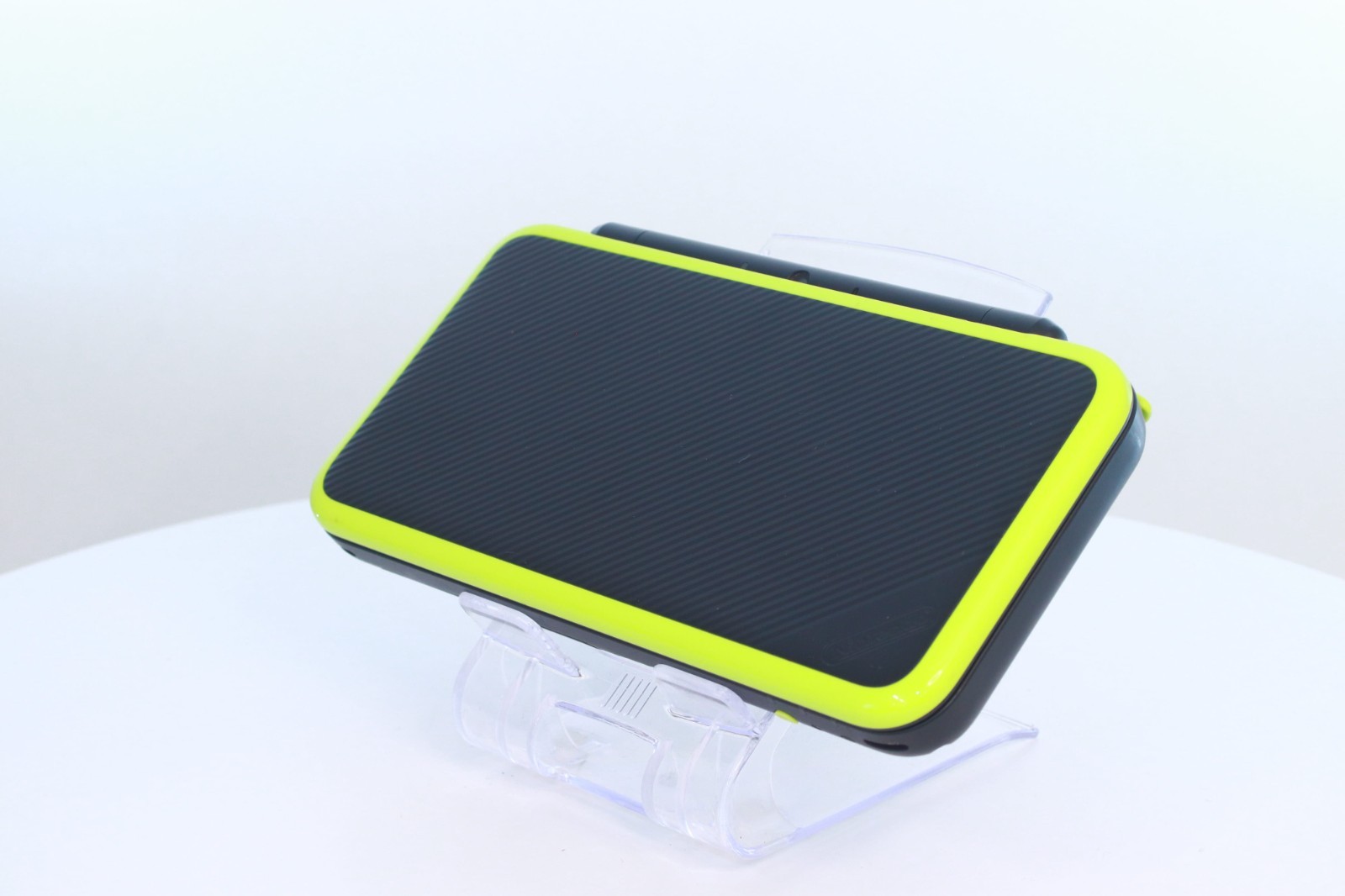 New Nintendo 2DS LL XL Lime Black [Rank :A]