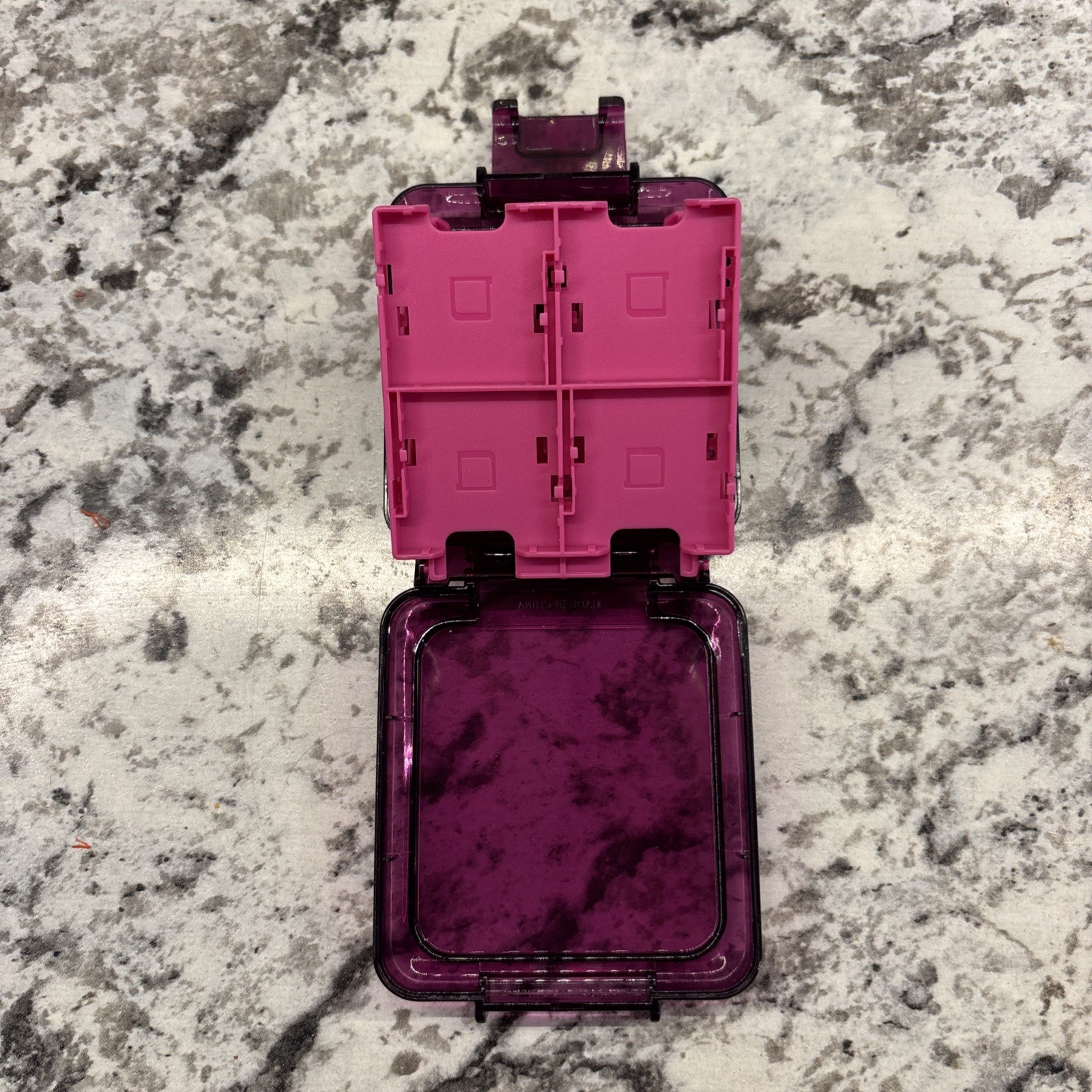 Nintendo 3DS Purple Compact Cartridge Storage Case Clear Holds Stores 16 Games