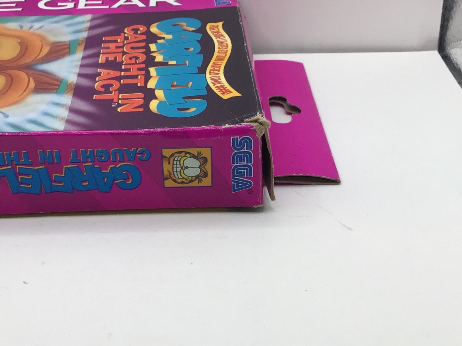 Garfield Caught in the Act Sega Game Gear Complete W/ HTF Comic Manual CIB Wear