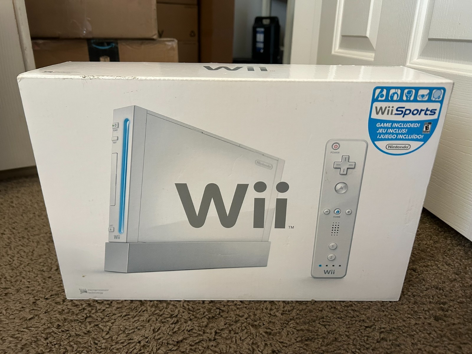 NEW Nintendo Wii Sports Console (White) Wii System Bundle