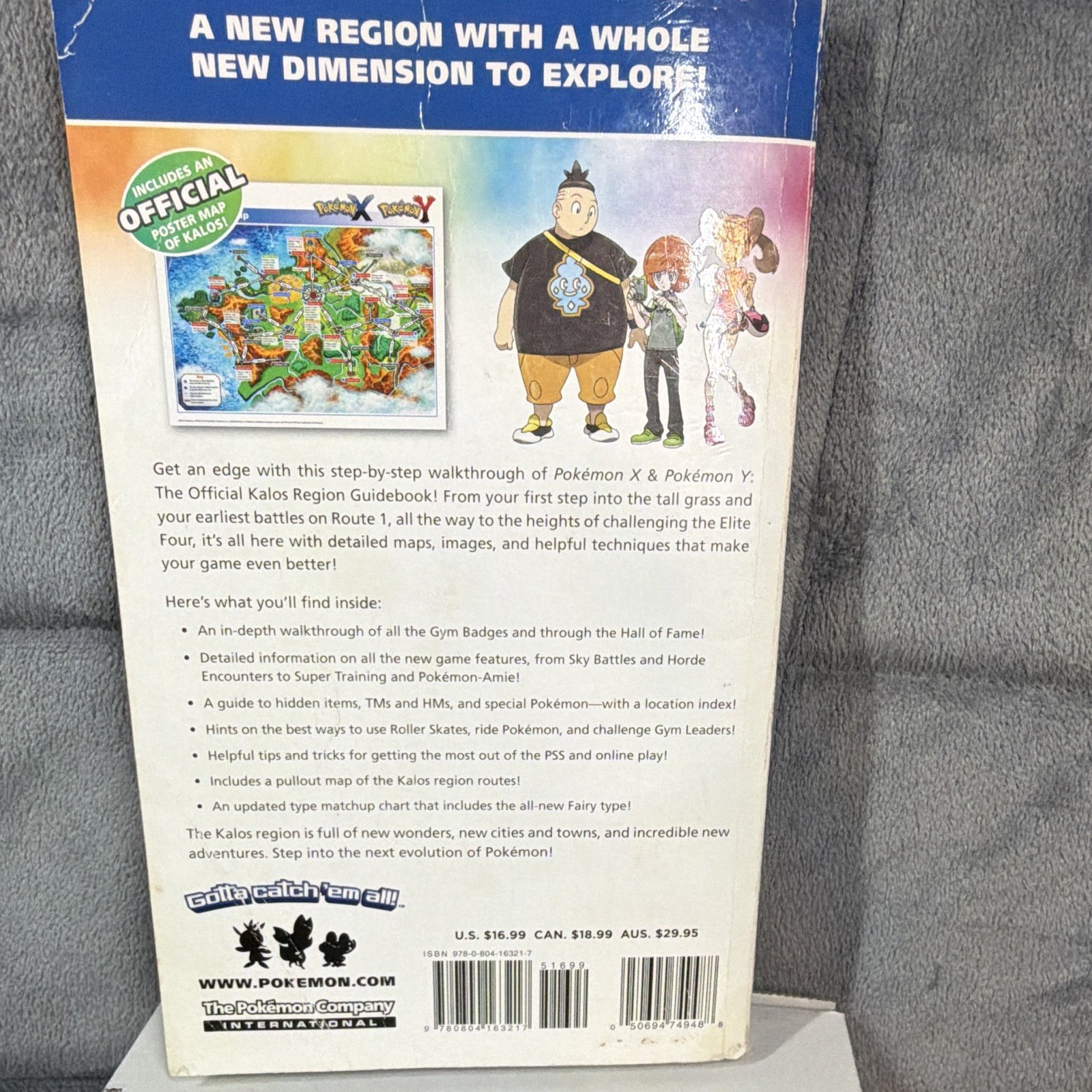 The Pokemon Company Pokemon X & Y Guidebook w/ Figures & Official Poster Map