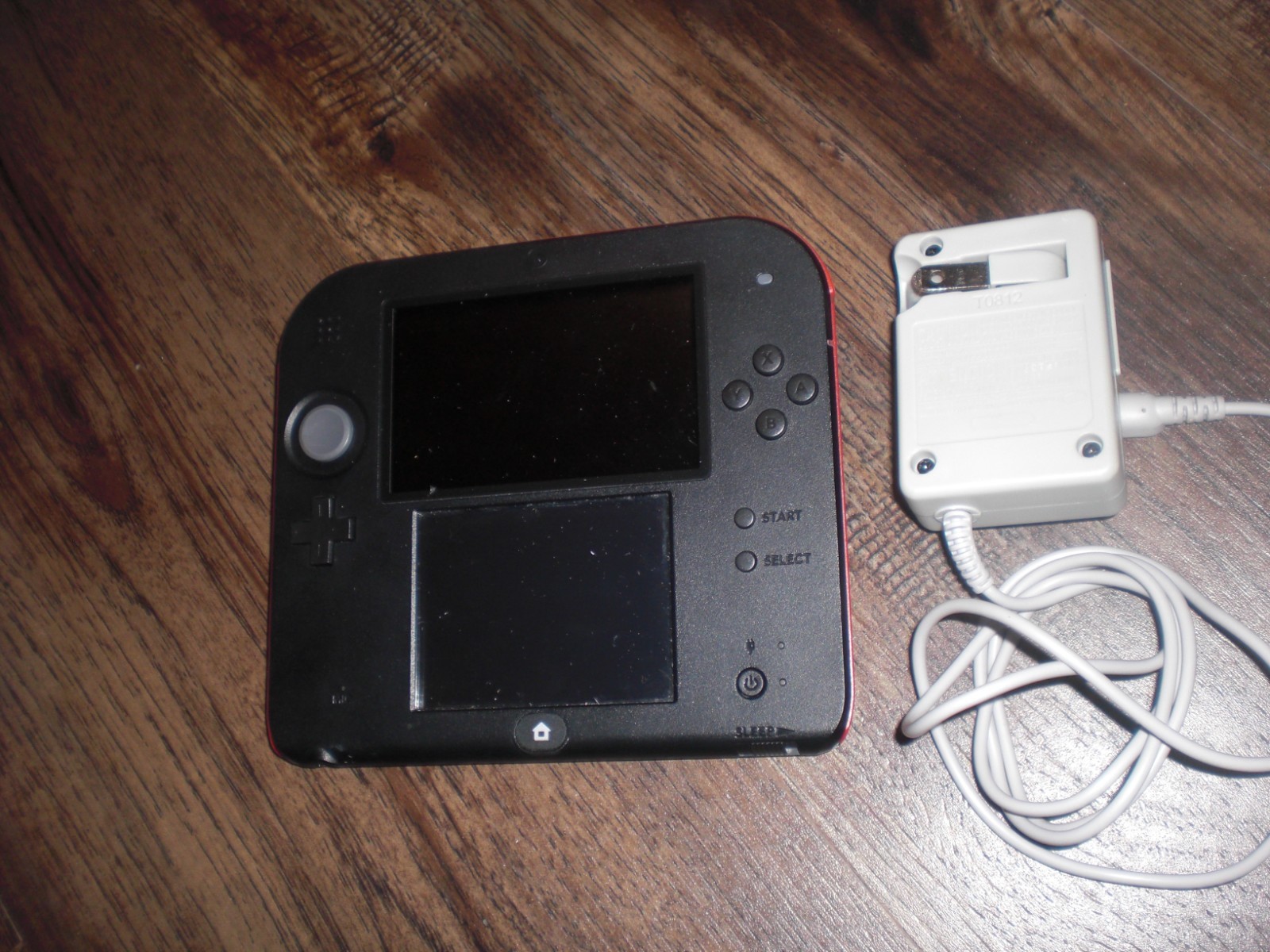 Nintendo 2DS 3DS Red Console Plays 3DS DS 2DS Games System TESTED FTR-001 WORKS