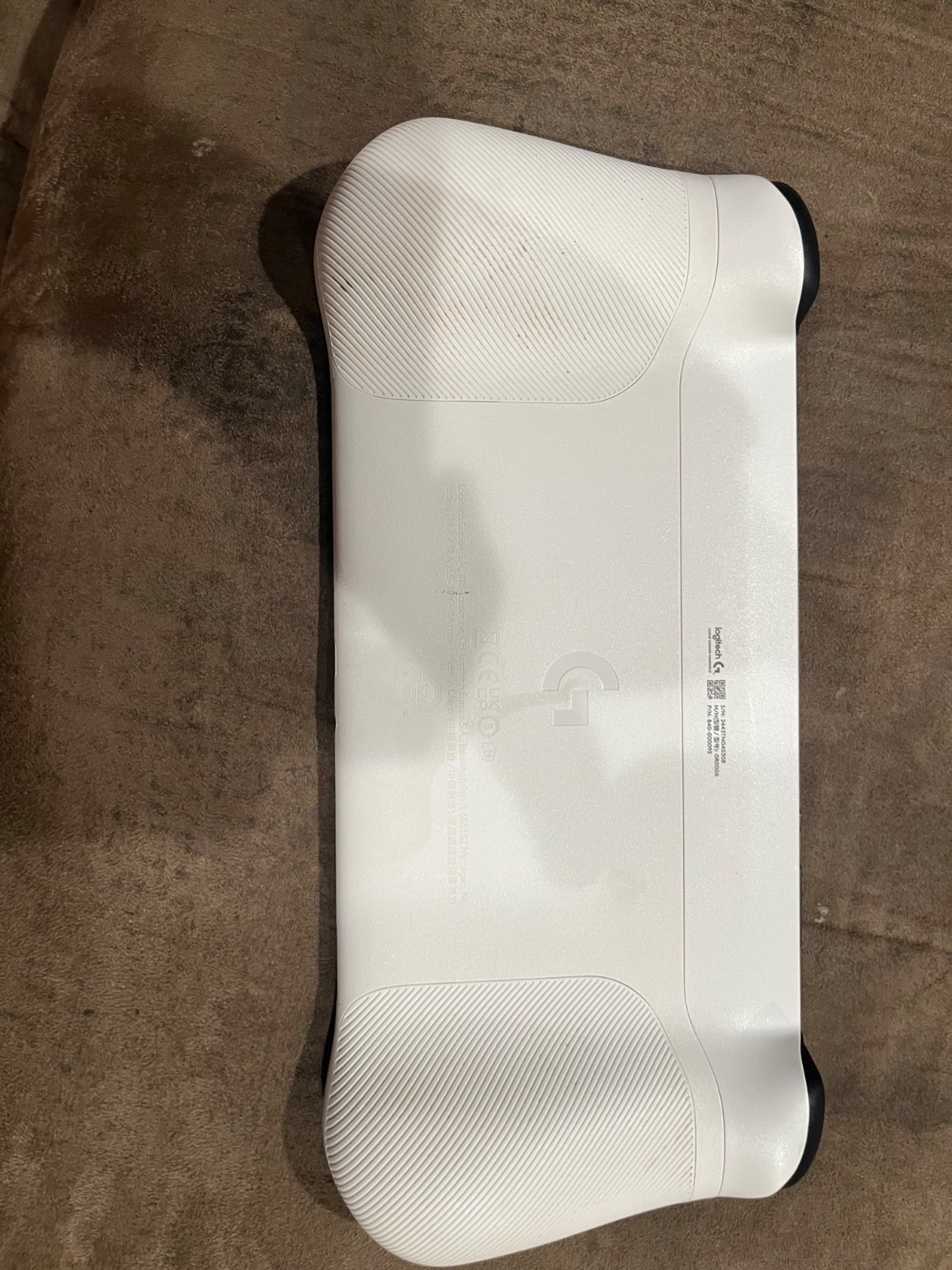 Logitech G CLOUD 64GB Handheld Console – White