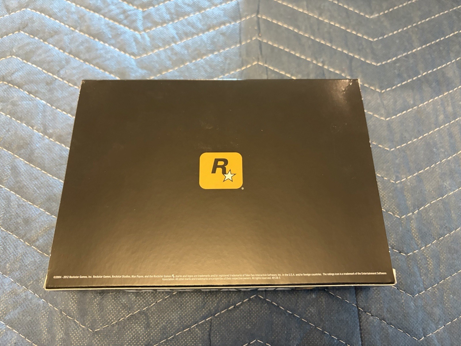 Max Payne 3 Special Edition With Rare Rockstar Games Ashtray and Vinyl Stickers