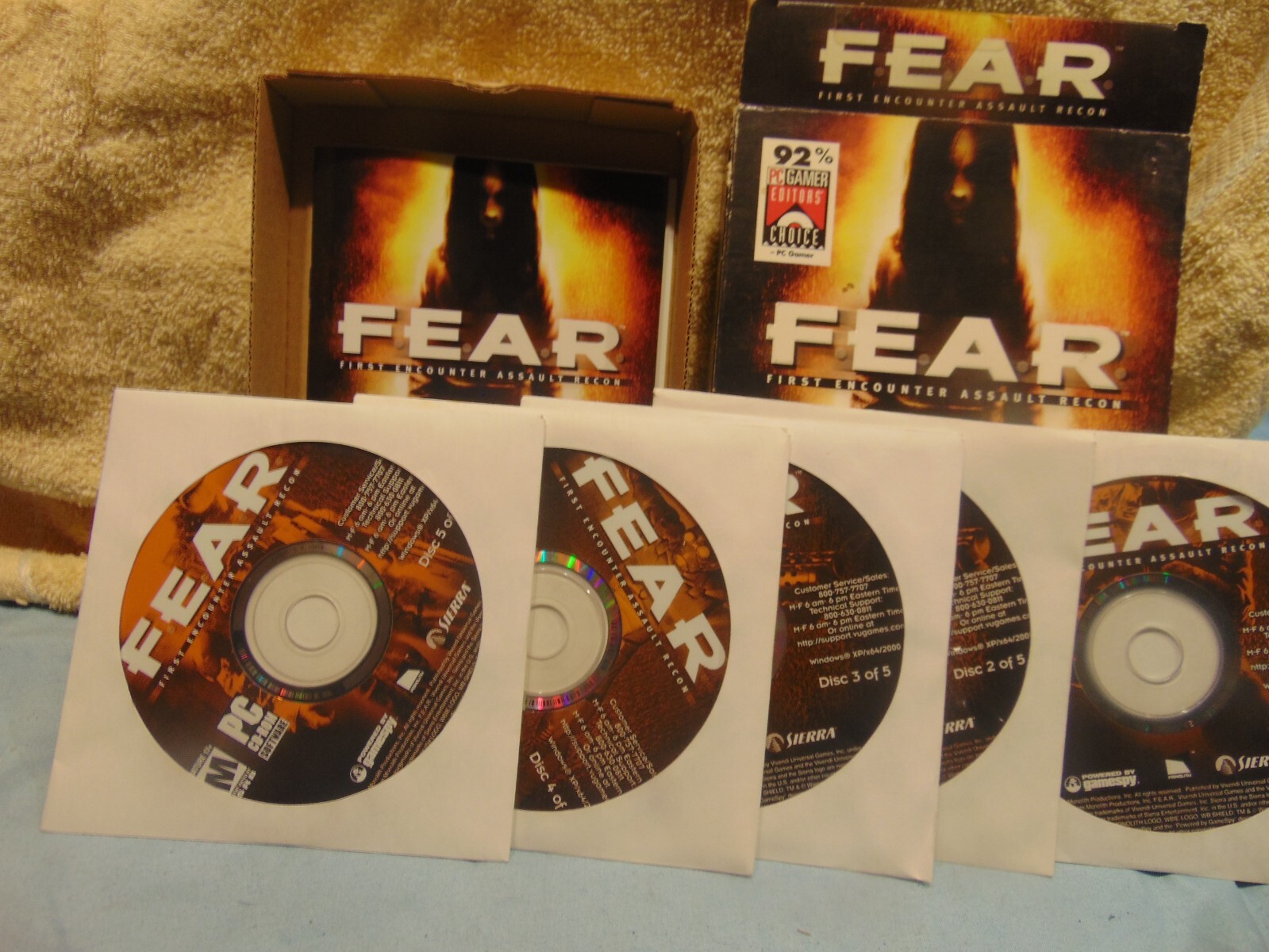 F.E.A.R.: First Encounter Assault Recon PC Video Game & perseus Mandate see pics