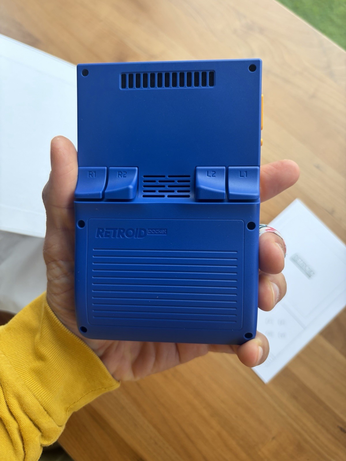 Retroid Pocket Classic 6GB/128GB. PKM Yellow Color. Gaming Handheld Console