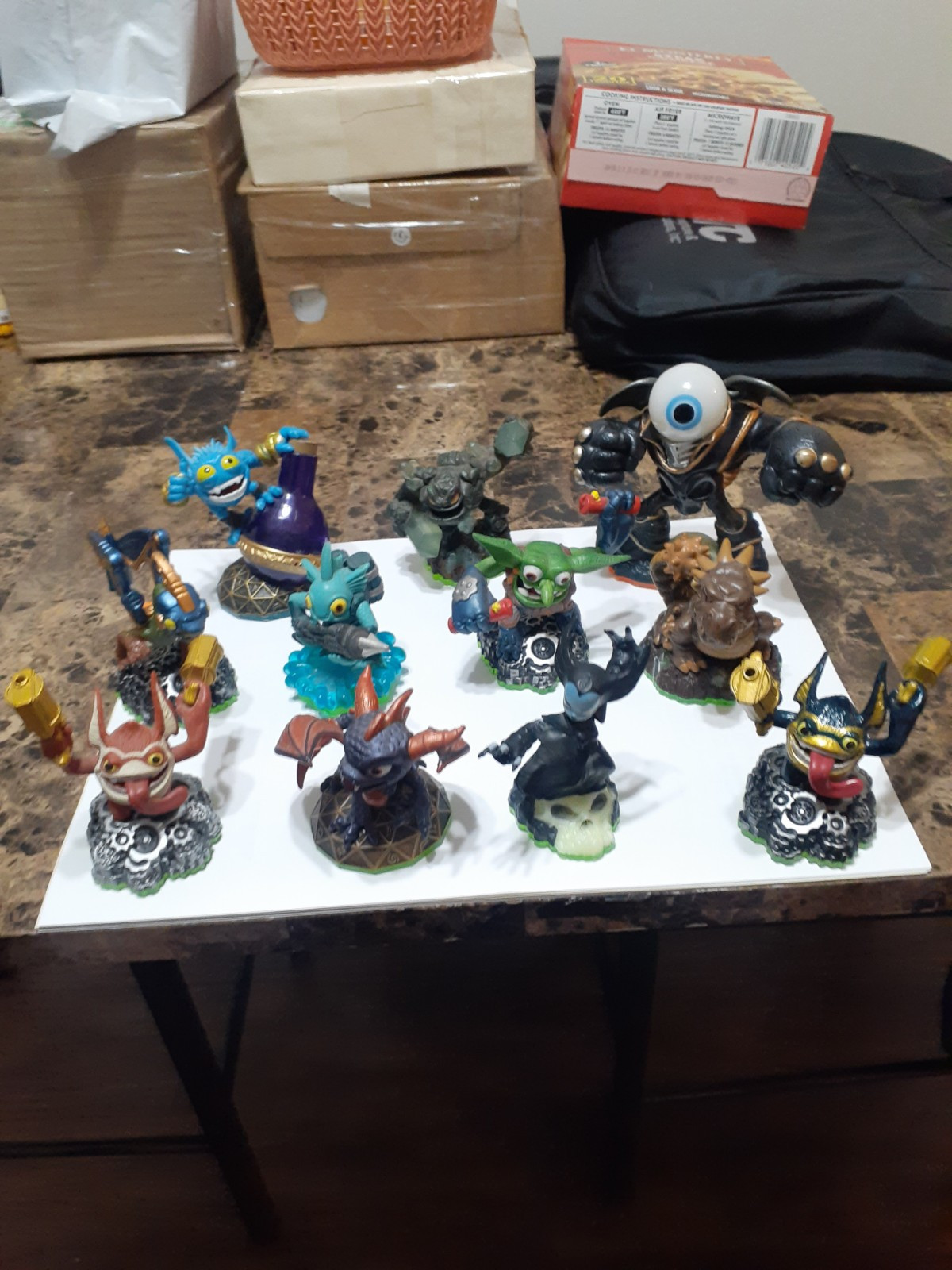 1 MIX LOT OF 11 ACTIVISION SKYLANDERS SUPERCHARGERS CHARACTERS ORIGINAL ITEM