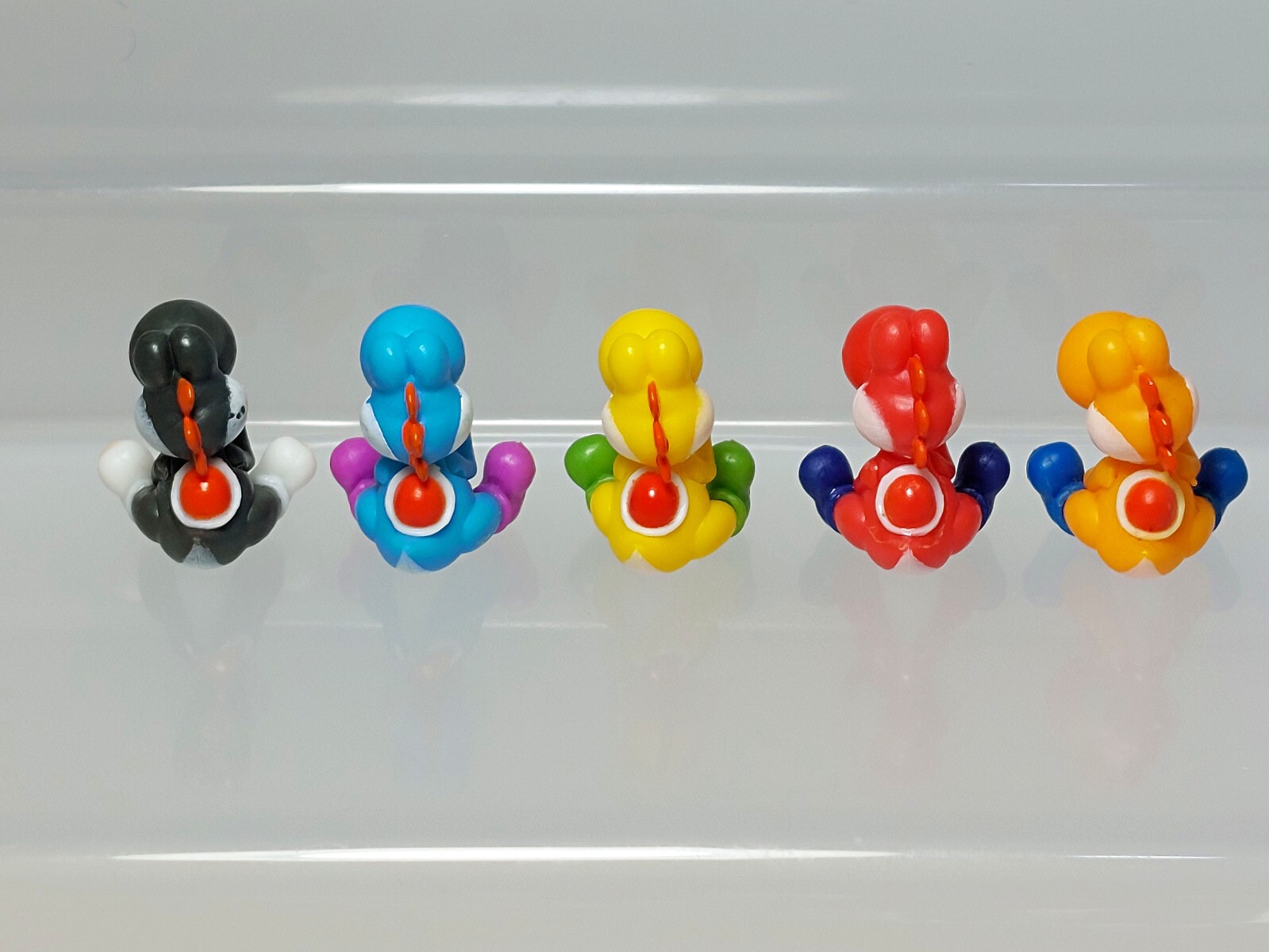 Super Mario Bath Ball Yoshi Figure Set Nintendo Japan F09 0.9in