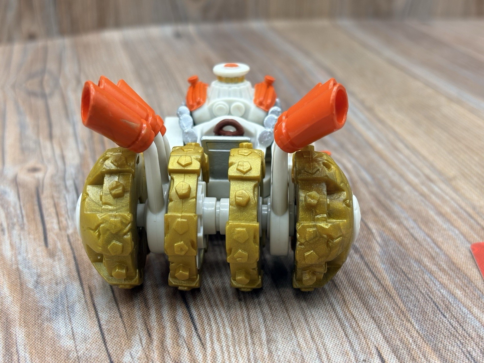 Skylanders Superchargers Land Racing Gold Rusher Vehicle Xbox One Switch PS4 Wii