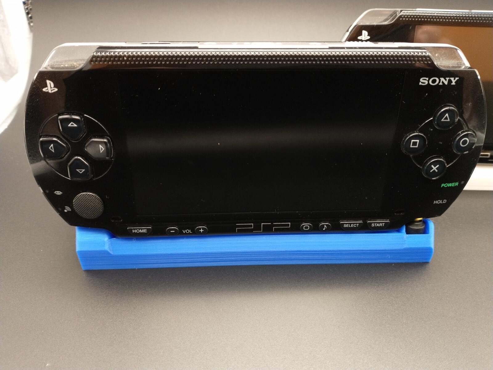 SONY PSP 1000 2000 3000 LOW PROFILE CHARGING DISPLAY STAND – Optional UMD Holder