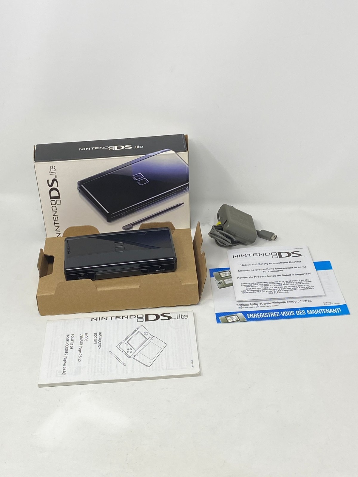 Nintendo DS Lite Black/Onyx Complete CIB – OEM Charger & Stylus Matching Serial