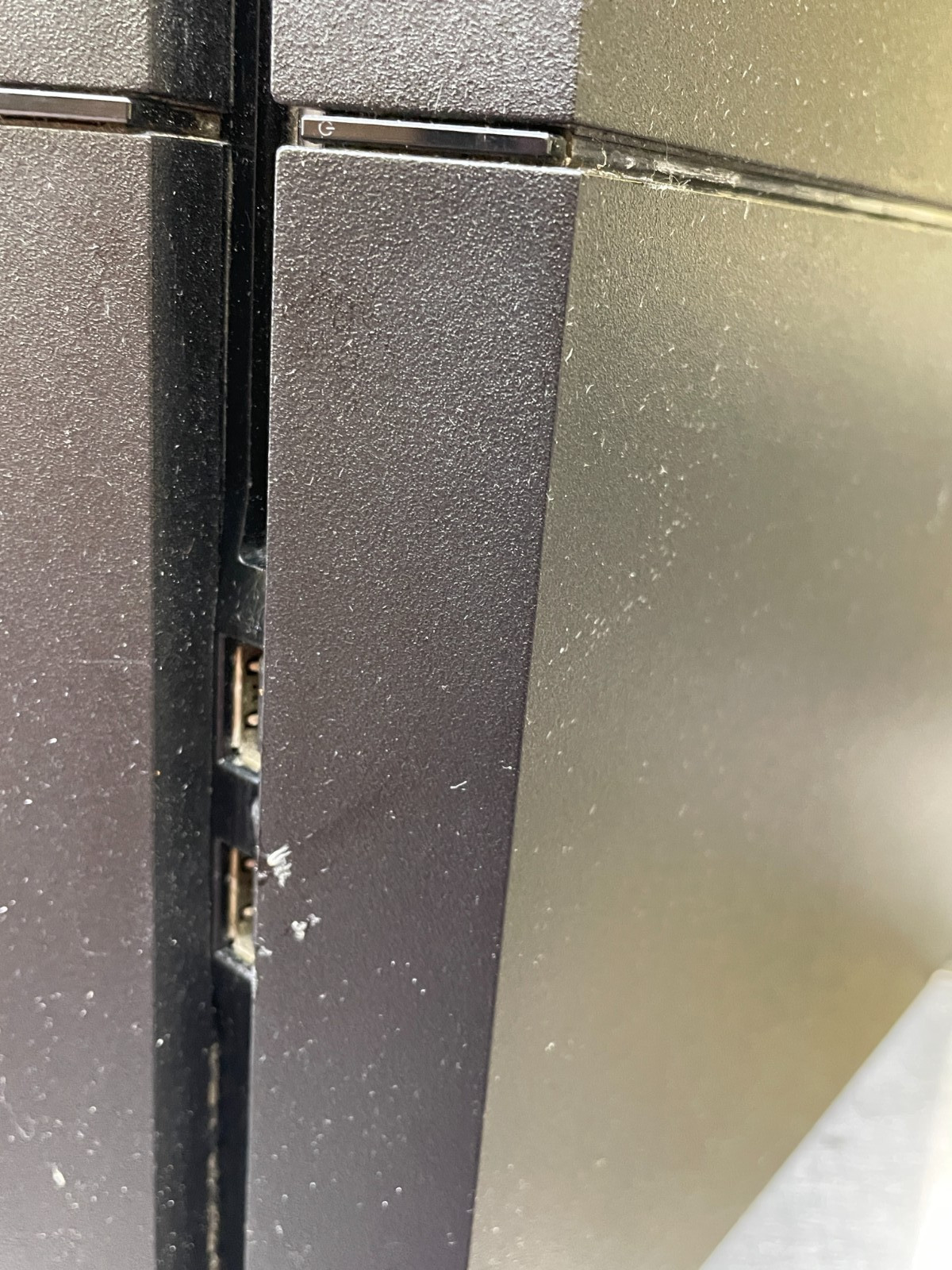 Sony PlayStation 4 Console – 500 GB (CUH1215A)