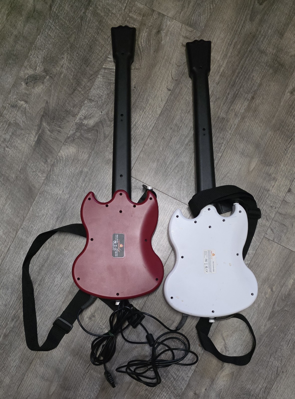 2 Guitar Hero II Red Octane Wired Guitar Controllers for Sony PlayStation 2/PS2