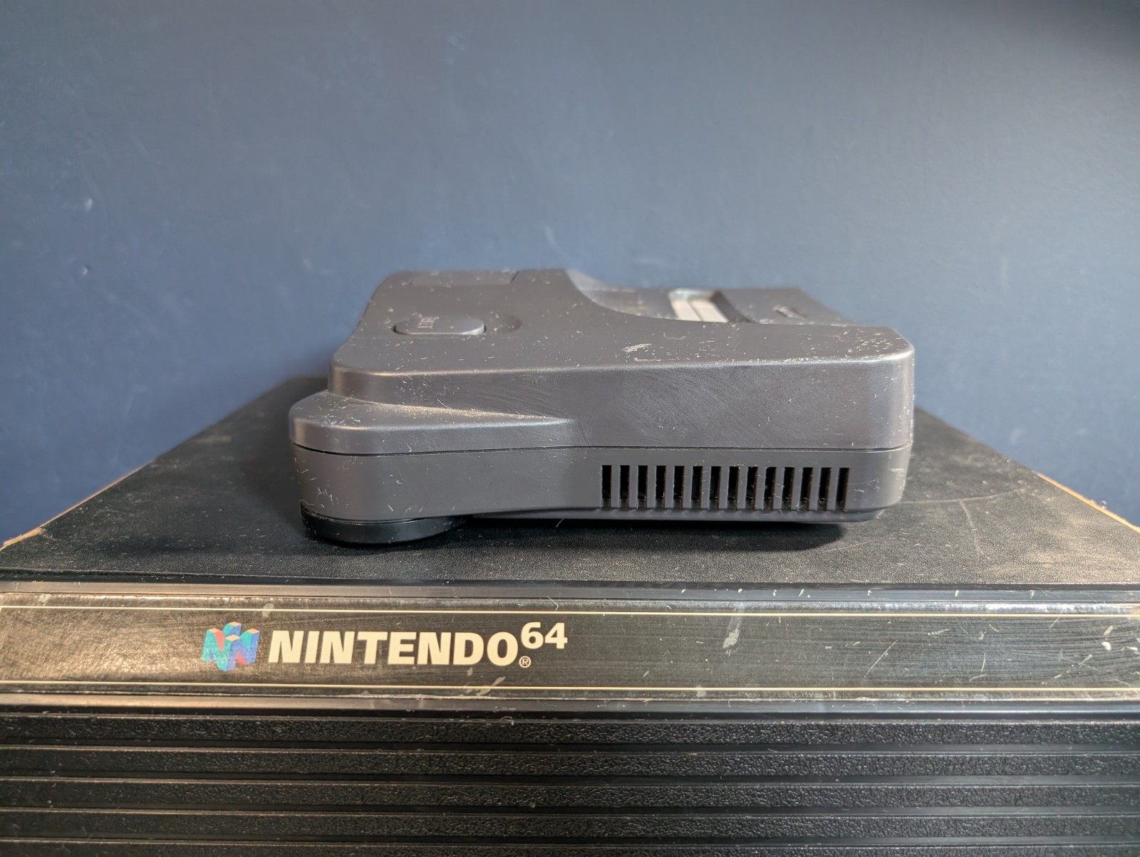 Working Nintendo 64 Console-3 Games-2 Controllers-Game Box-Memory Expansion Pak