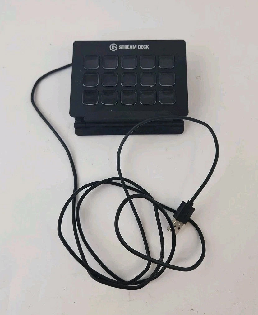Elgato Stream Deck Live Content Creation Controller – Black, 15 Keys w/ Stand