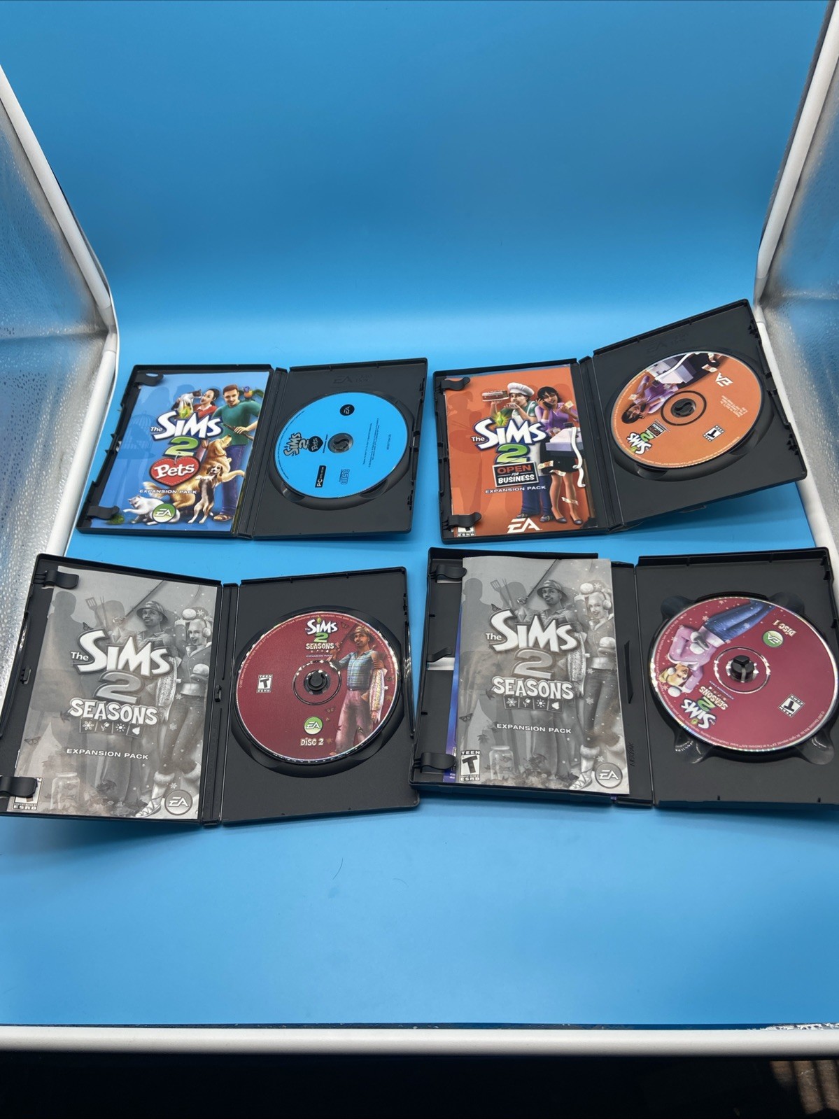 The Sims Ultimate Nostalgia Bundle: 10-Piece PC Expansion & Base Game Lot