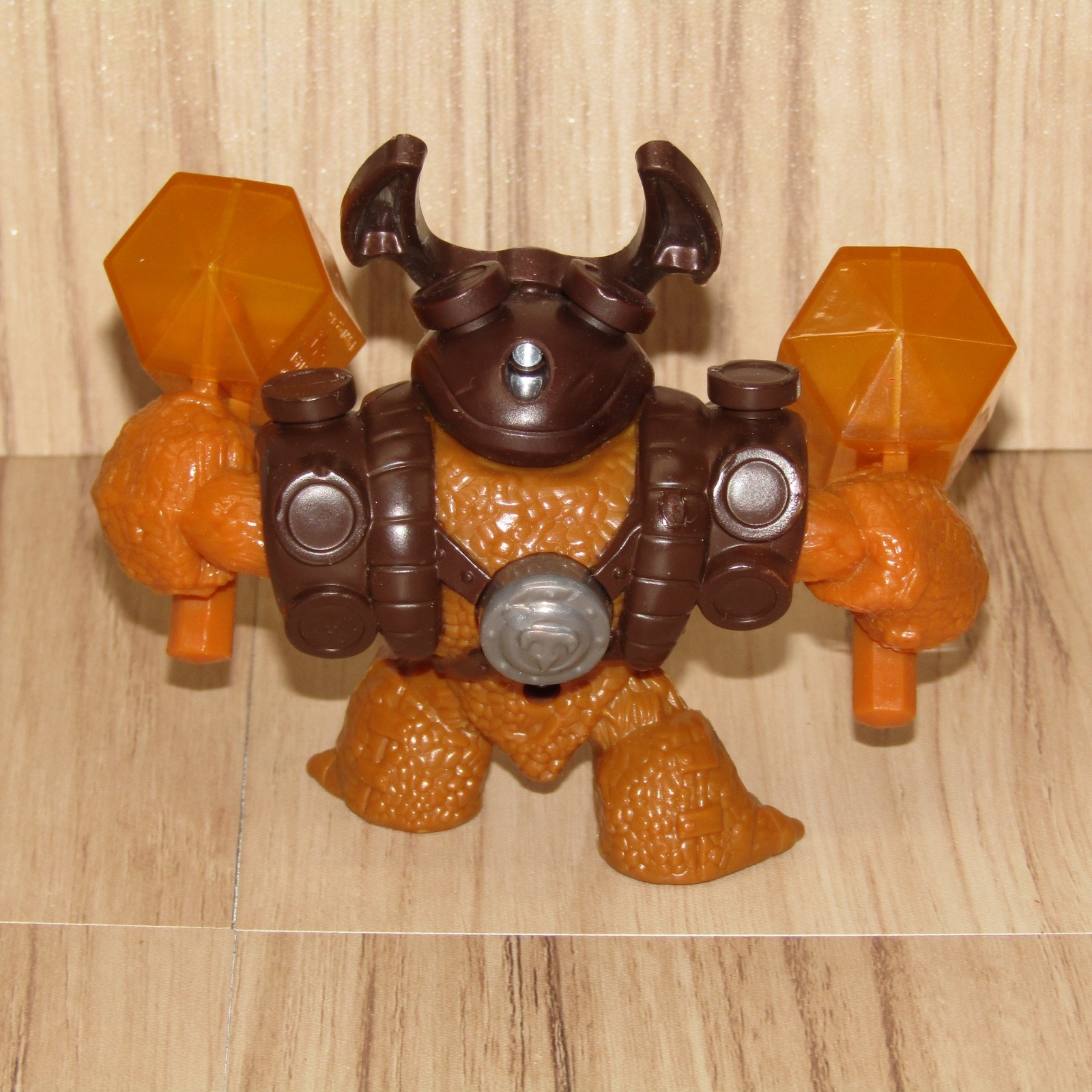 Skylanders Trap Team Wallop McDonalds Action Figure, Working Hammer Action