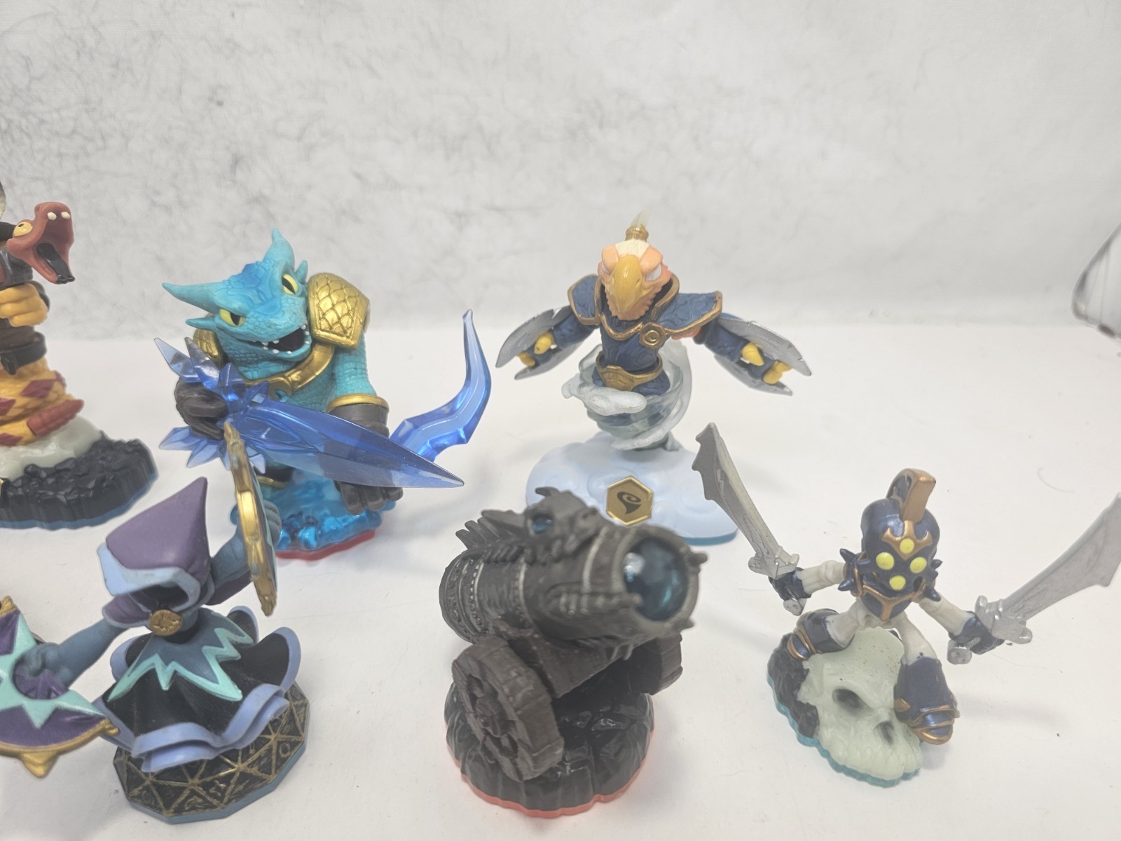 Skylanders Figure Vehicle Lot of 11 Snap Shot Rattle Shake Shield Striker Bundle