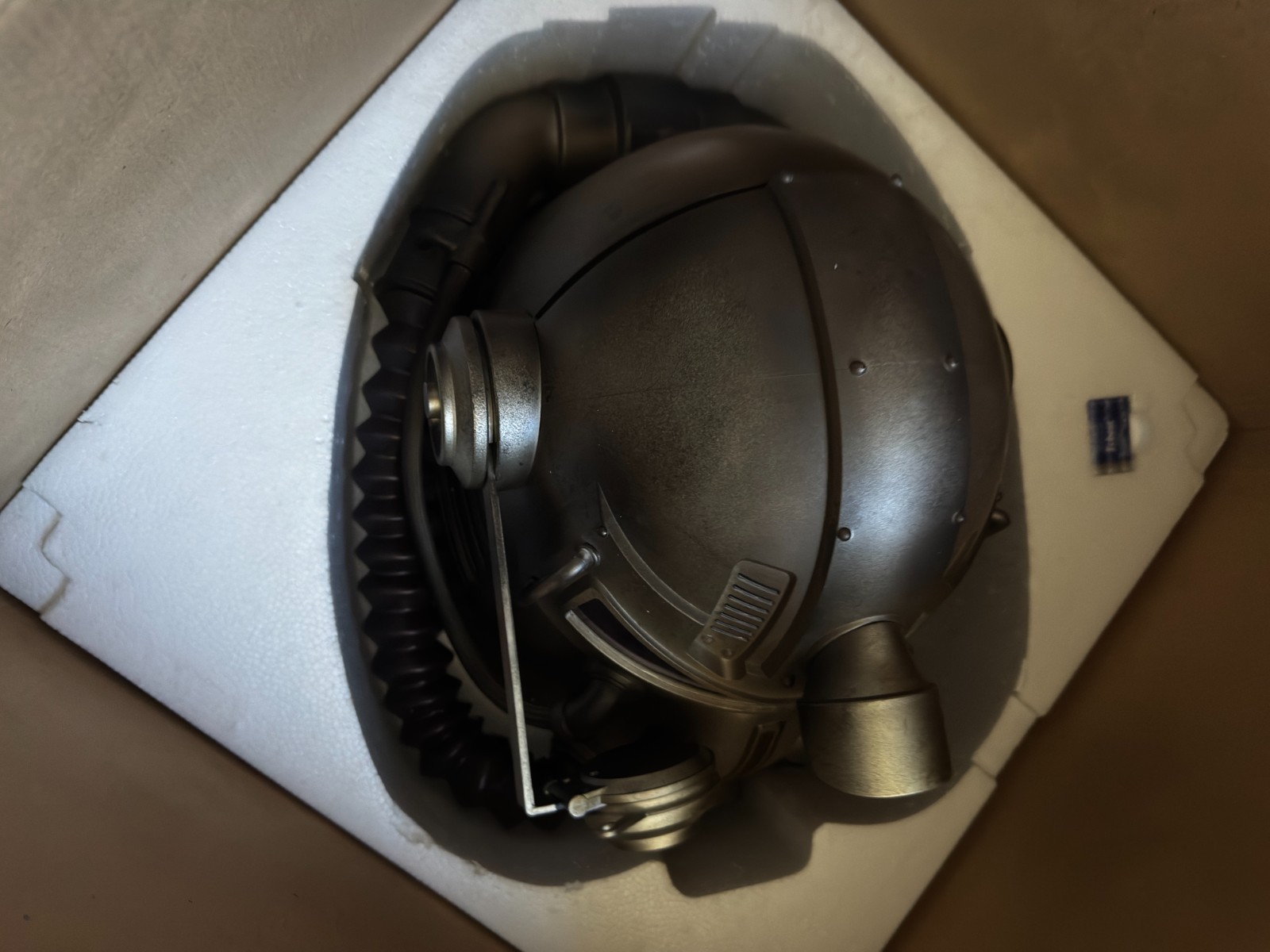 Fallout 76 Power Armor Collector’s Edition T-51b Helmet with Bag & Box Reserved