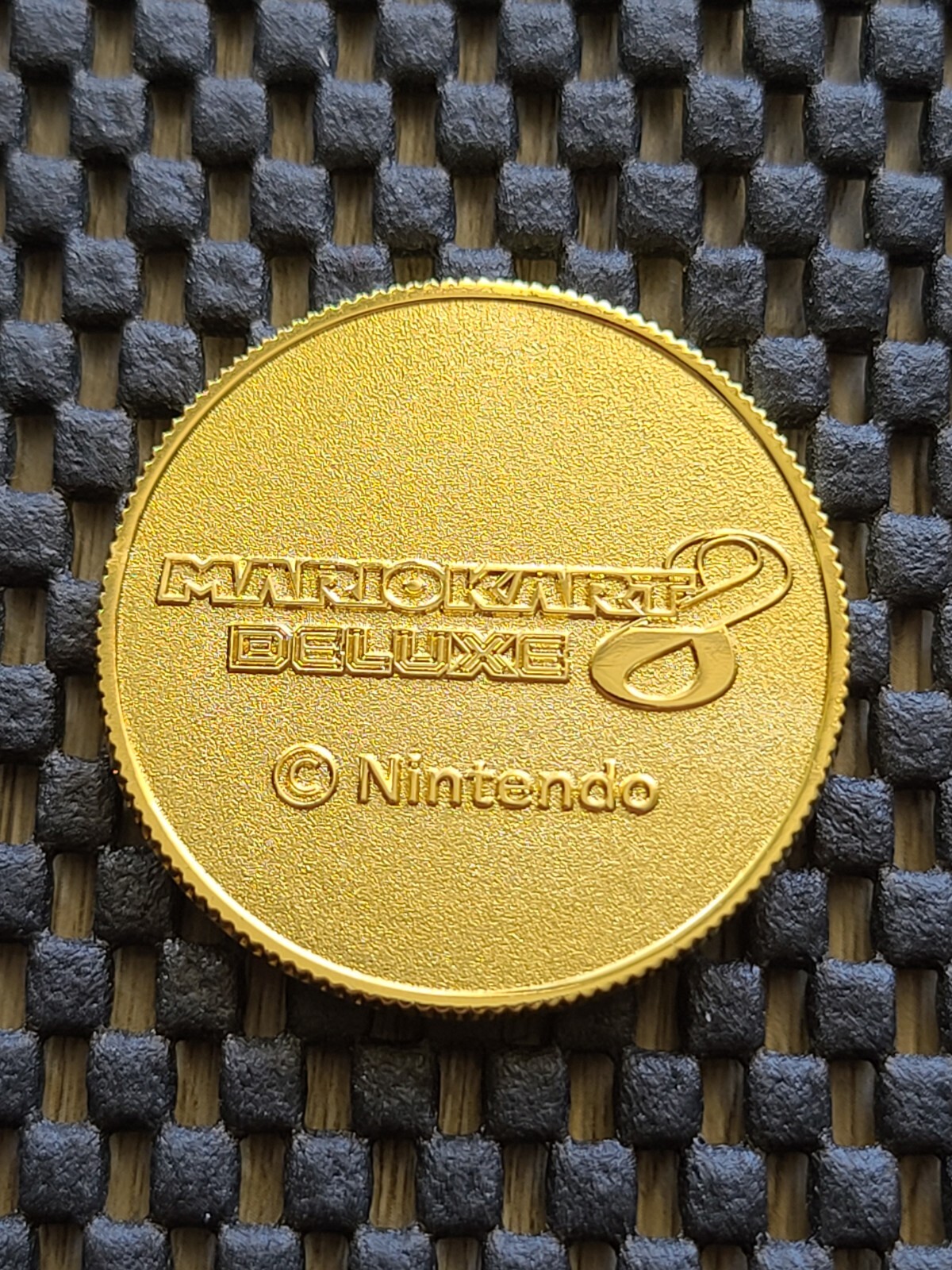 Nintendo Super Mario Coin Kart 8 Deluxe Switch Coin Medal Rare Promo SHELL CUP