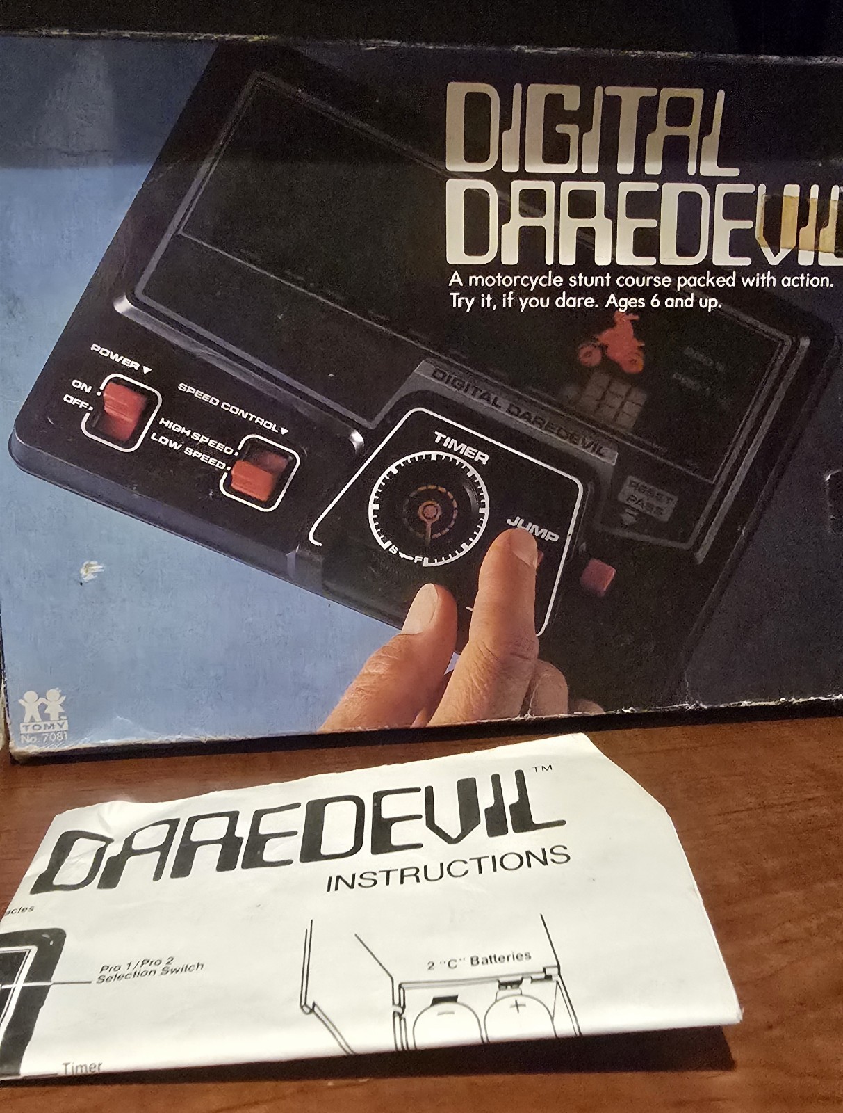 Tomy🏍️Digital Daredevil🏍️Vintage Handheld Video Game Motor Bike Racing – Works