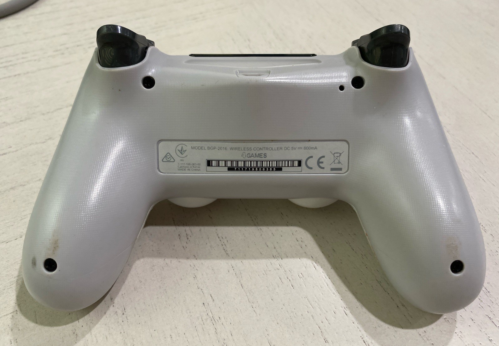 PlayStation 4 Wireless Controller – Unbranded – Free Shipping