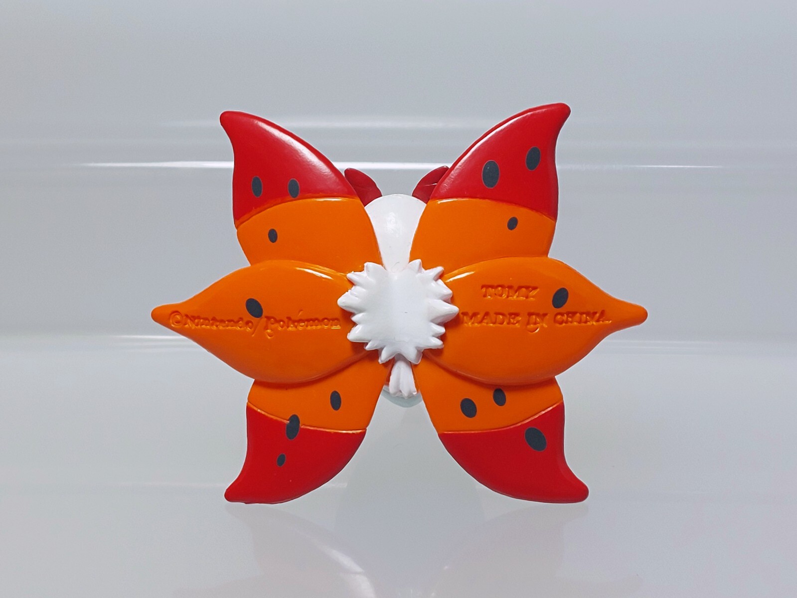 Volcarona Pokemon Monster Collection Figure Takara Tomy 2011 Japan A03 1.8in