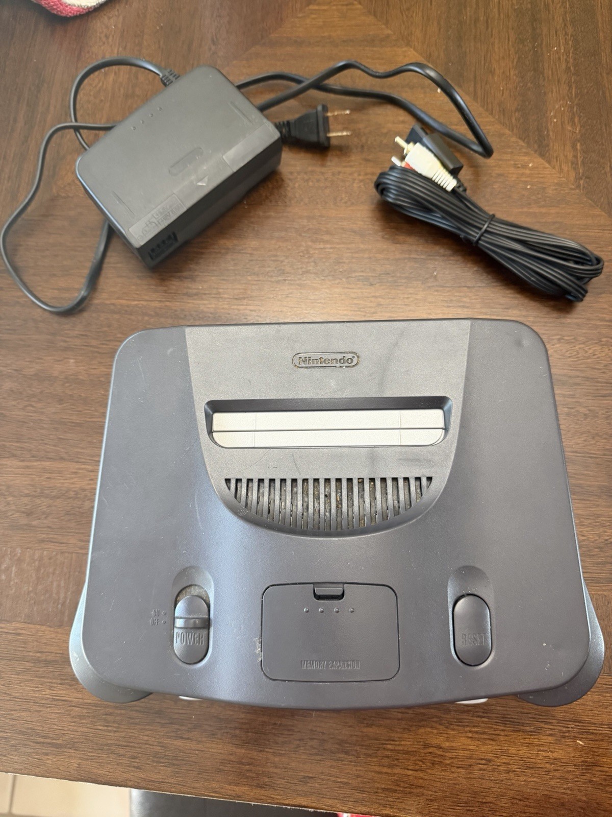 Nintendo 64 N64 Charcoal Console – TESTED – OEM Power AV Jumper Pak