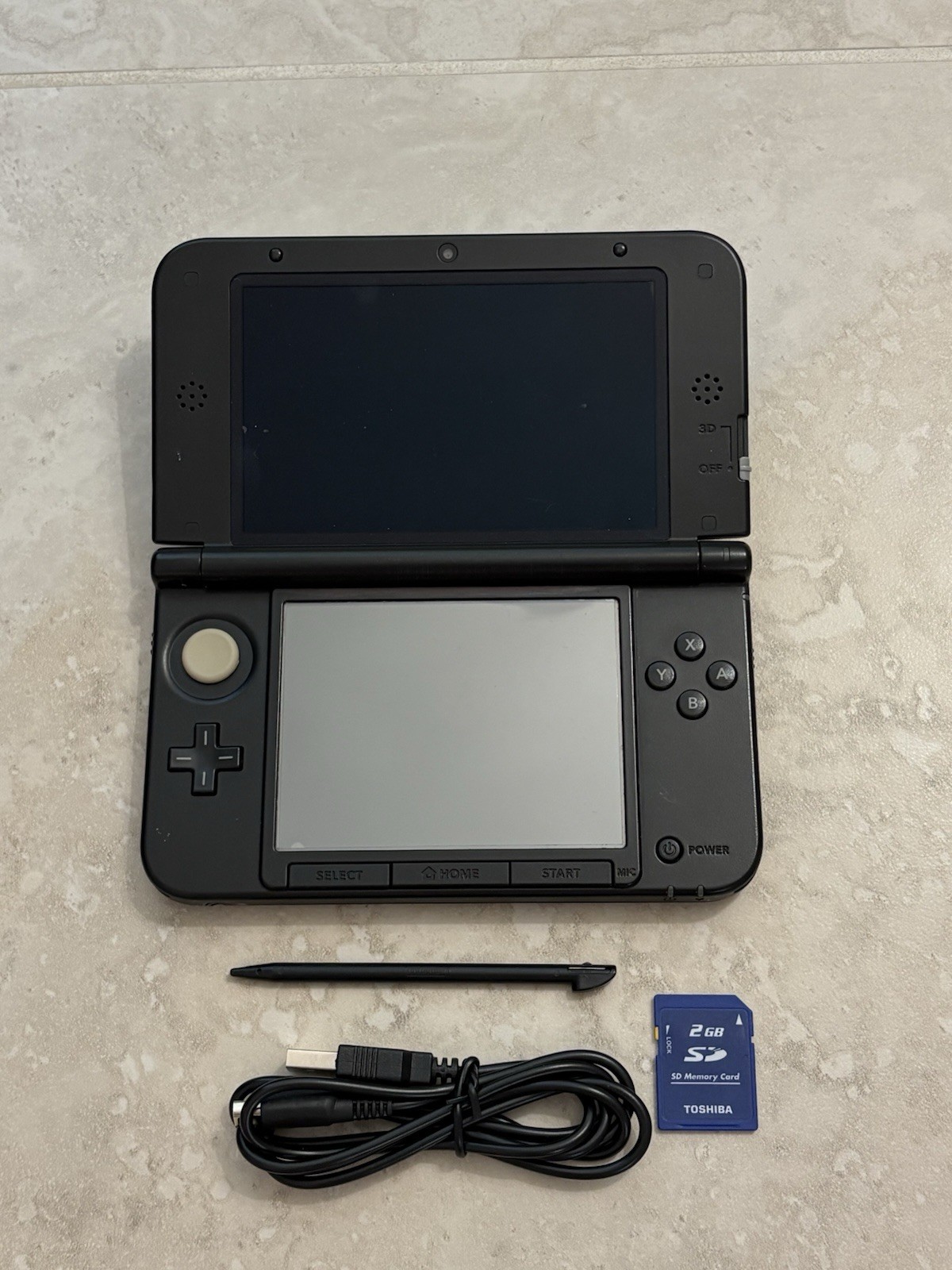 Nintendo 3DS XL LL Black Handheld With Charger And Stylus Very Good