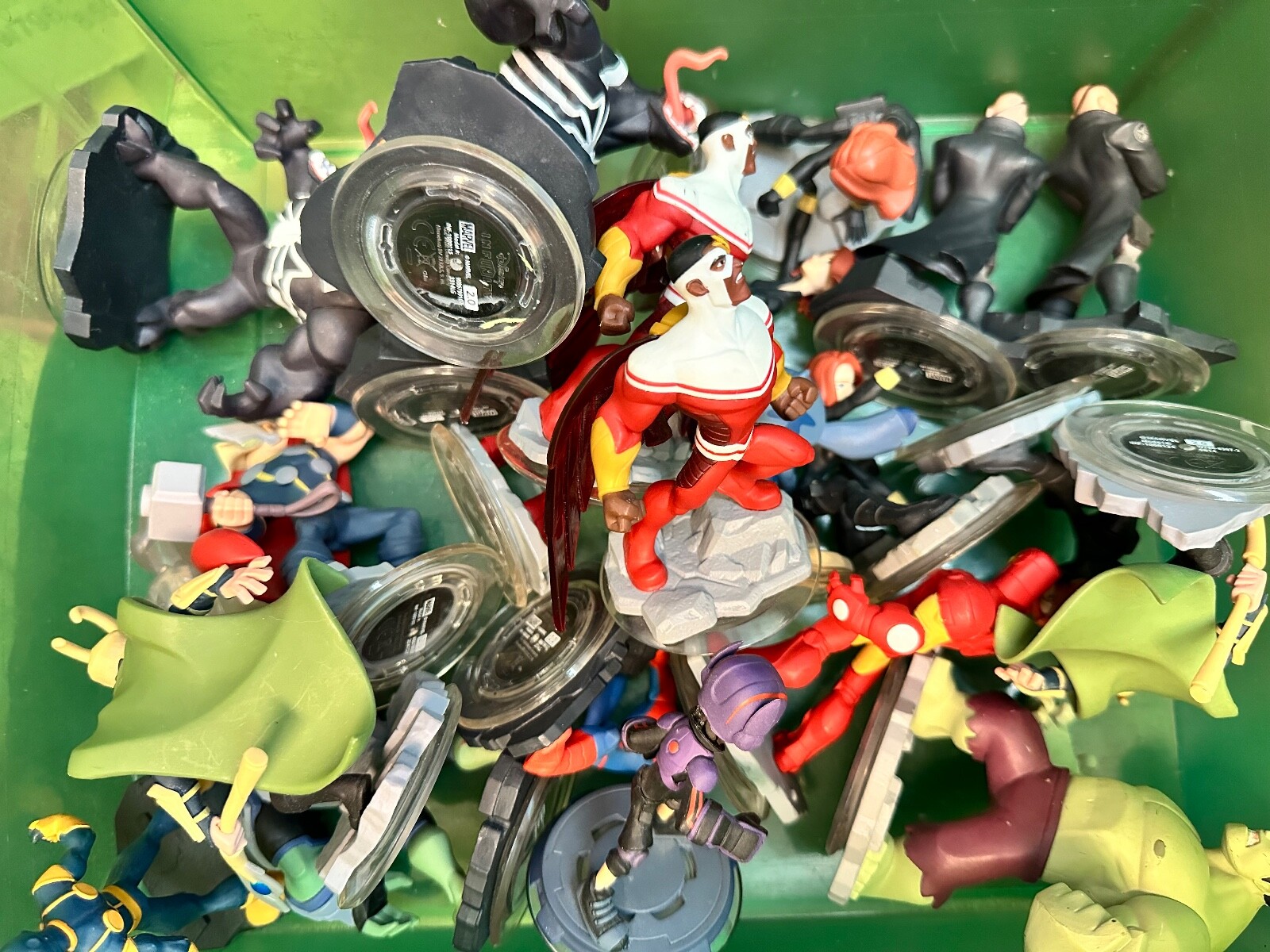 Disney INFINITY Character Figures and Play Sets 2.0